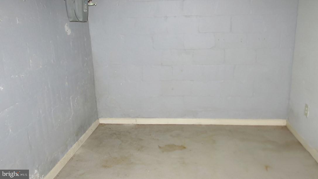 HAYWOOD HEIGHTS - Residential