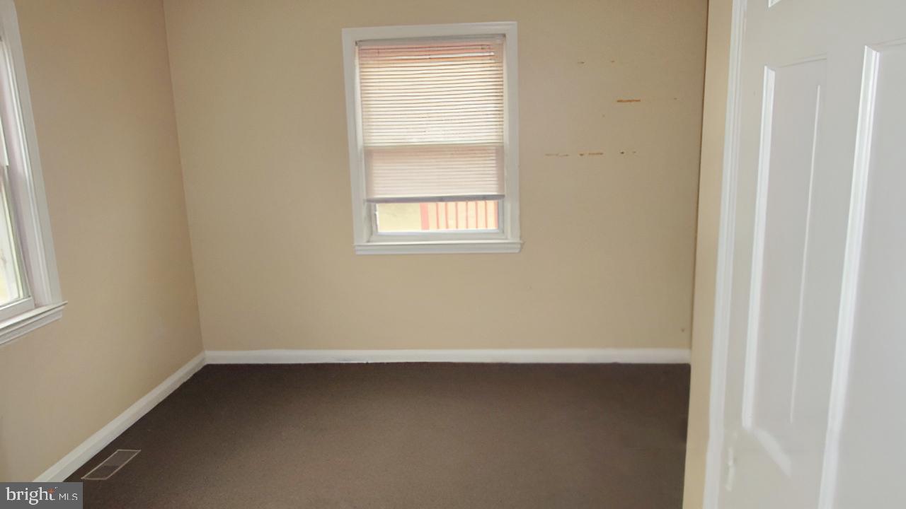 HAYWOOD HEIGHTS - Residential