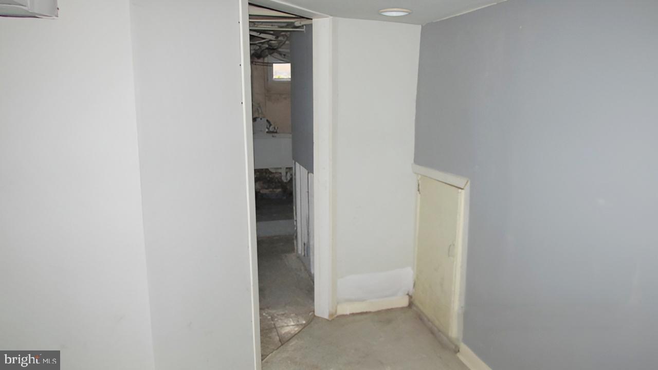 HAYWOOD HEIGHTS - Residential