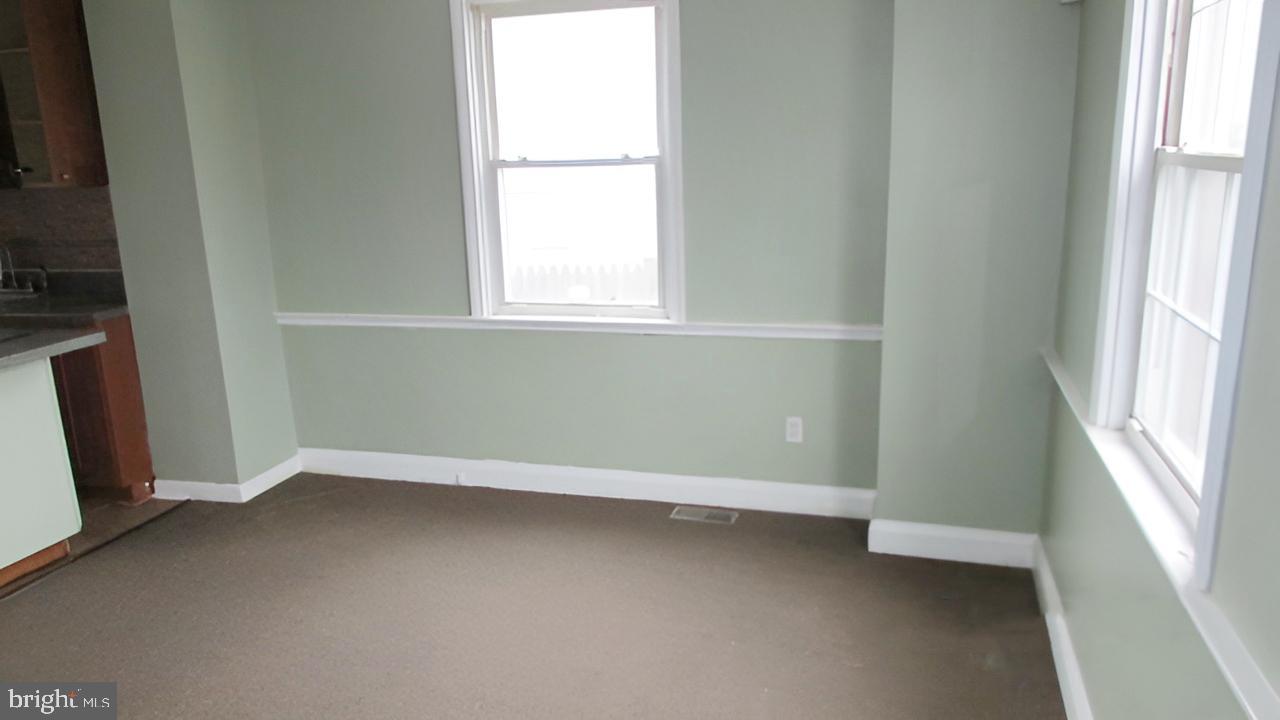 HAYWOOD HEIGHTS - Residential