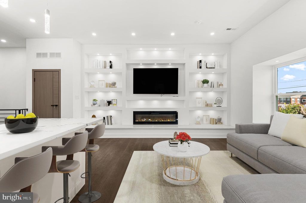 Photo of 8606 Frontenac Street, PHILADELPHIA, PA 19152 (MLS # PAPH2545062)