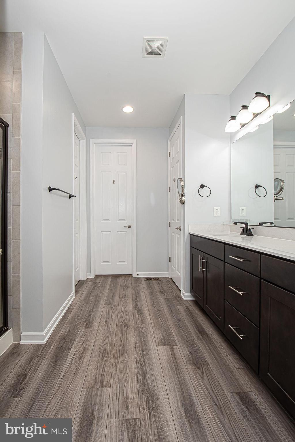 SOUTHERN HILLS - Residential