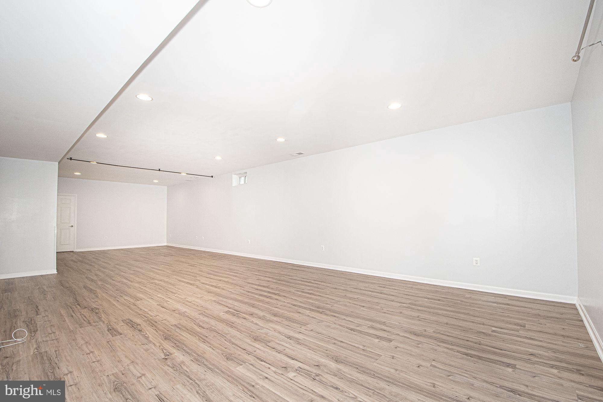 SOUTHERN HILLS - Residential