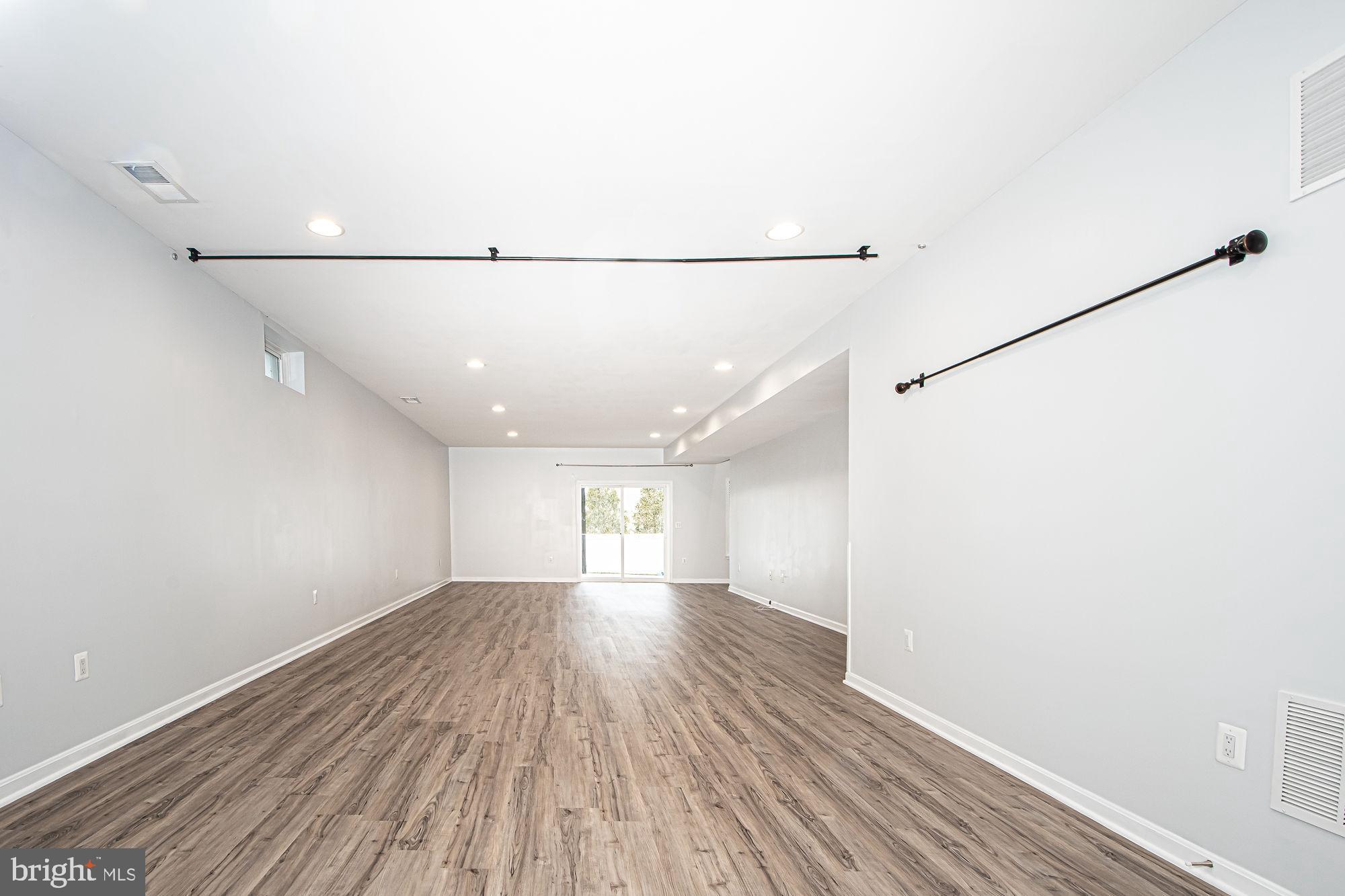 SOUTHERN HILLS - Residential