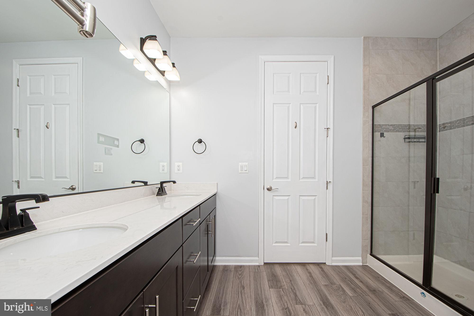 SOUTHERN HILLS - Residential