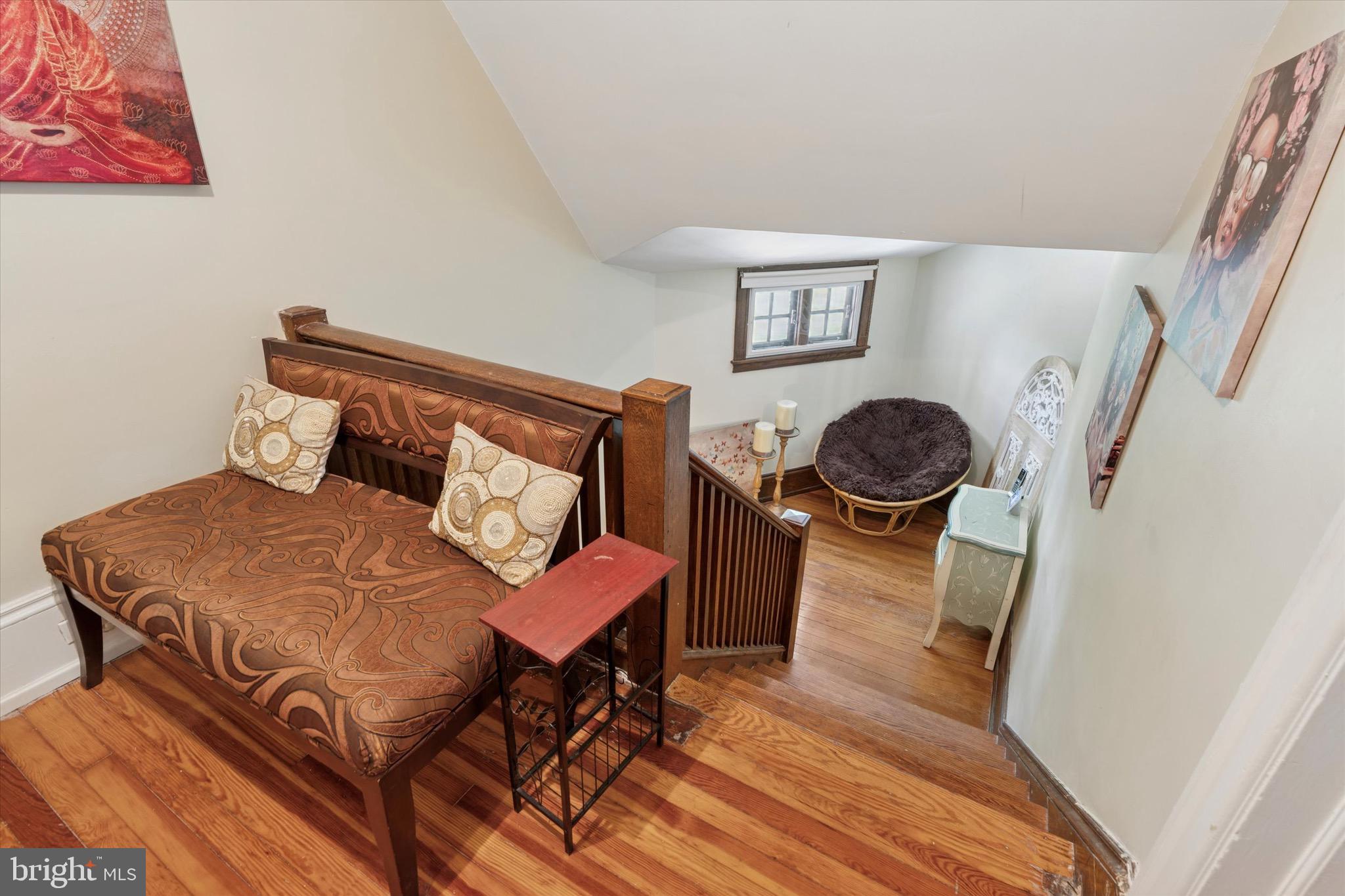JENKINTOWN - Residential