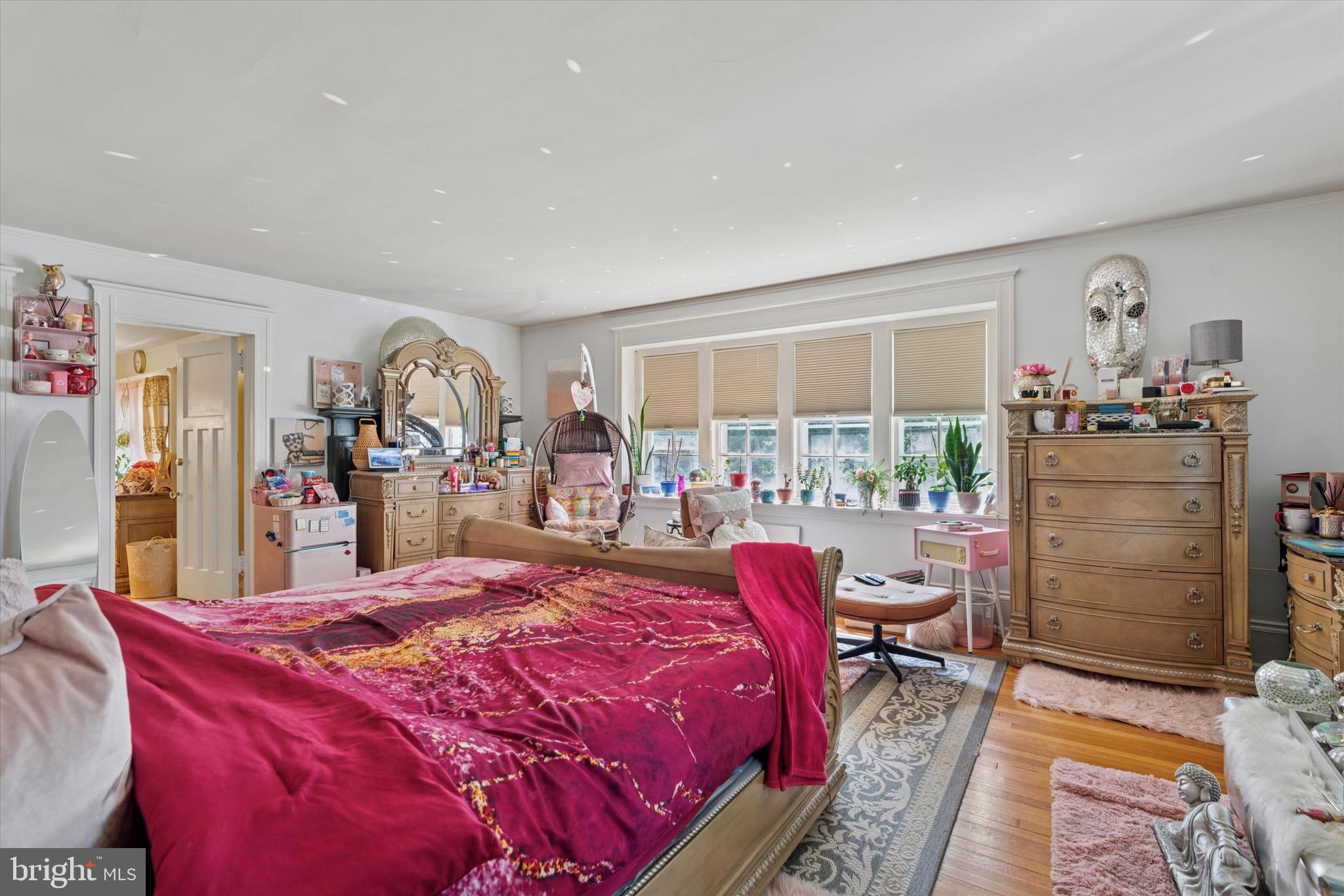 JENKINTOWN - Residential