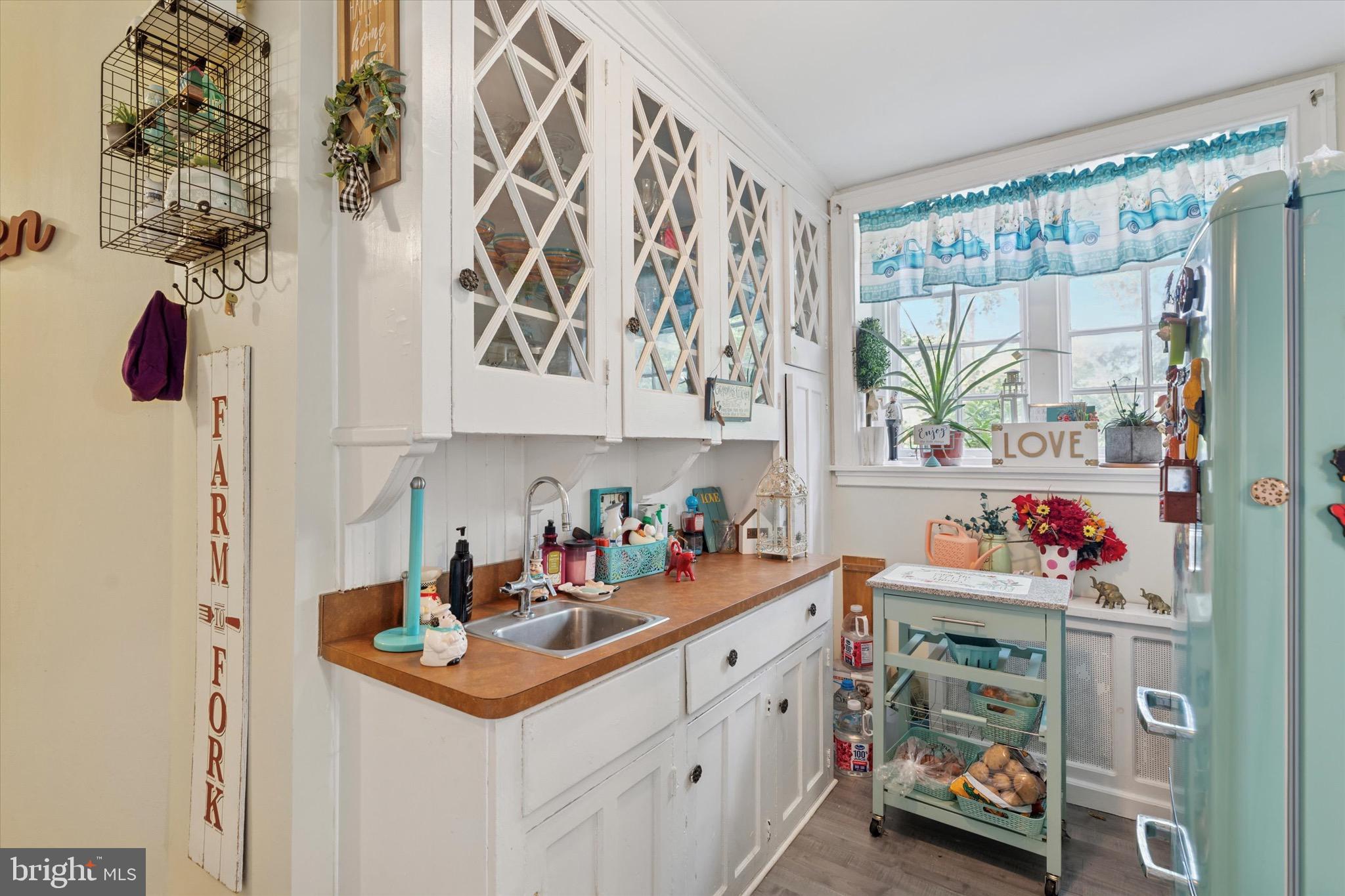 JENKINTOWN - Residential