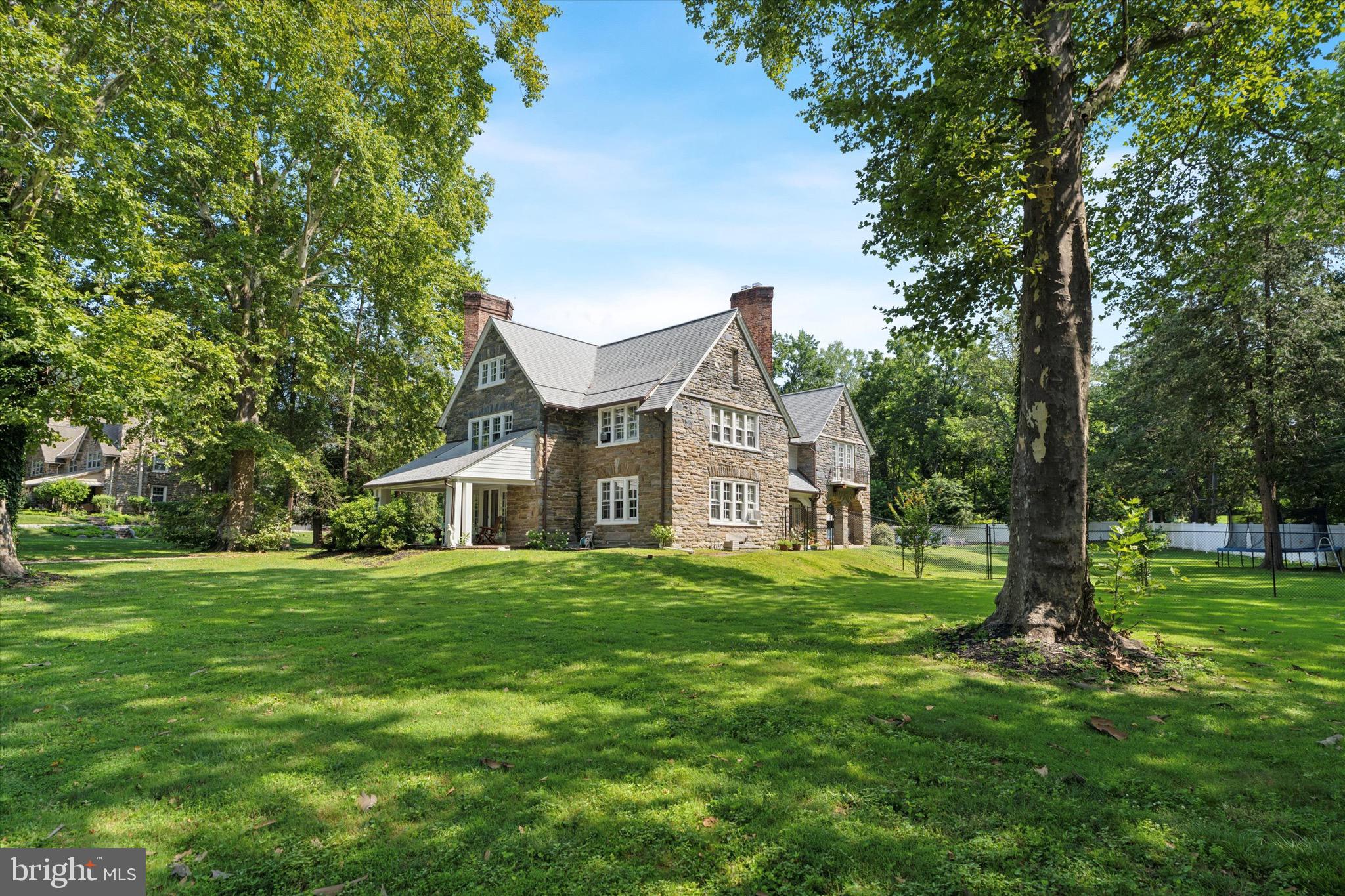 JENKINTOWN - Residential