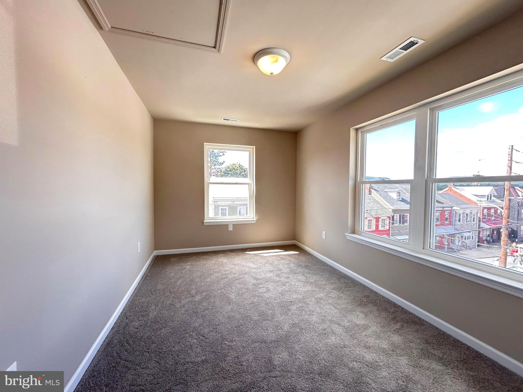 HAMBURG - Residential