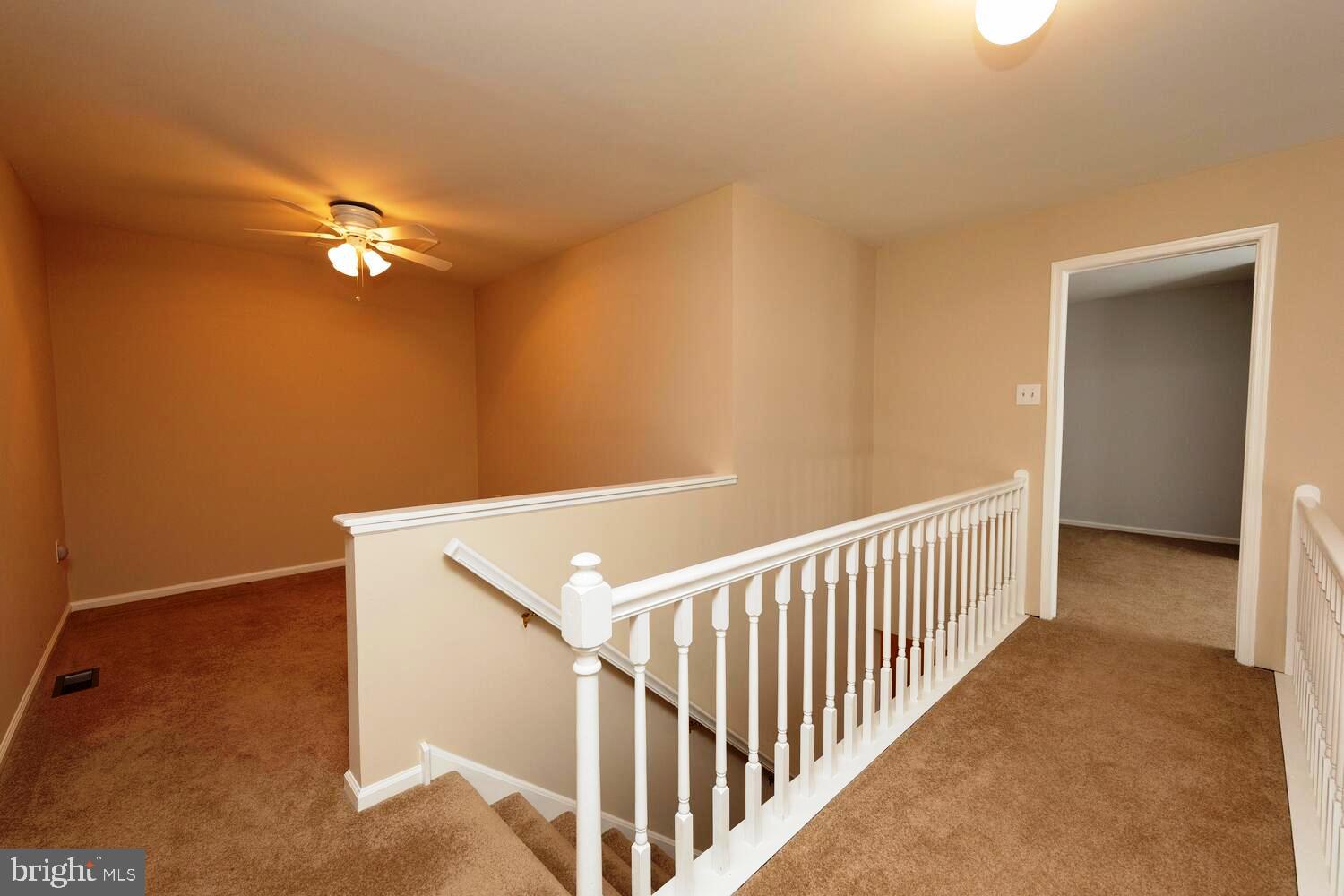 GWYN AYRE - Residential