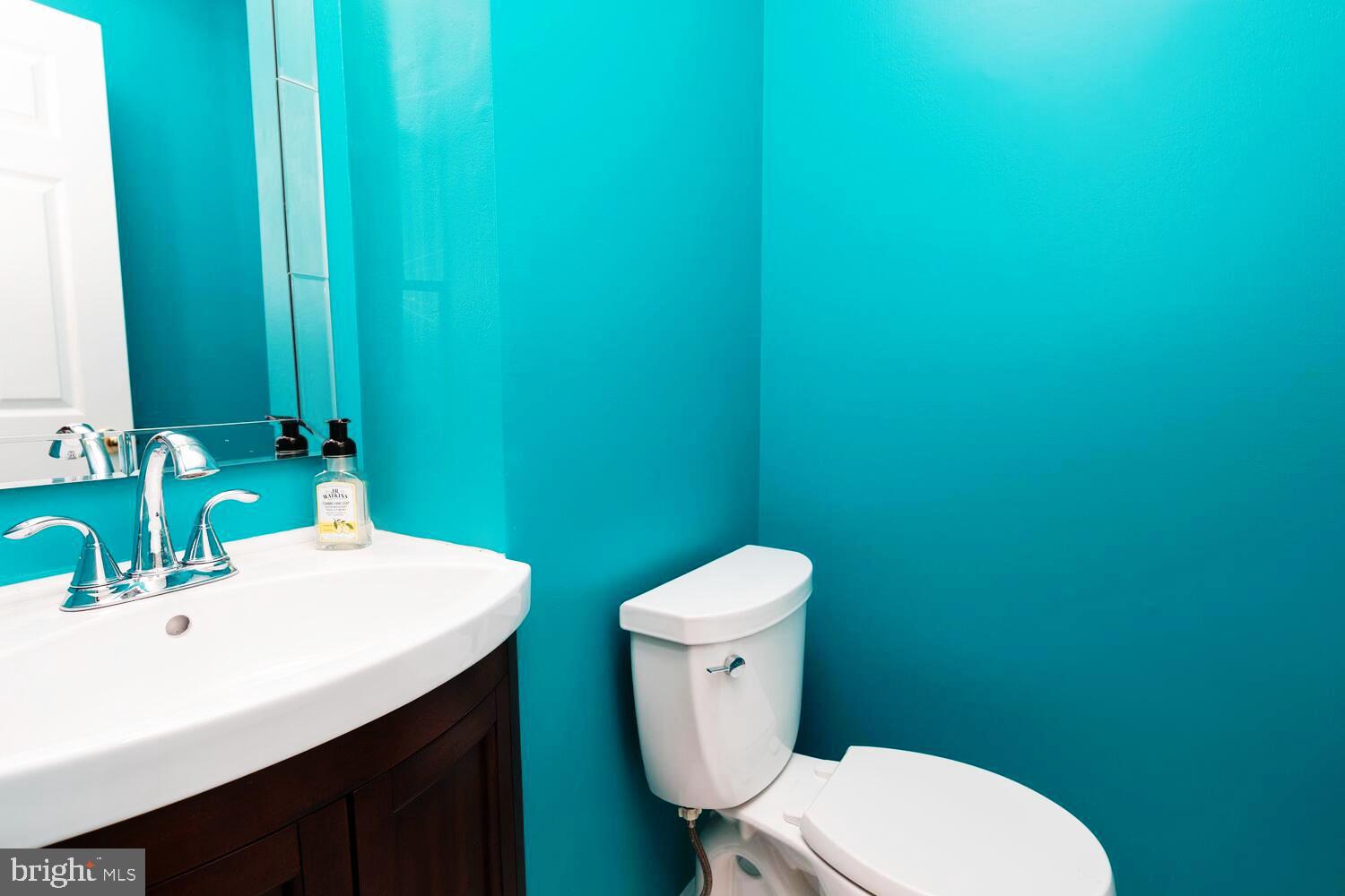 GWYN AYRE - Residential