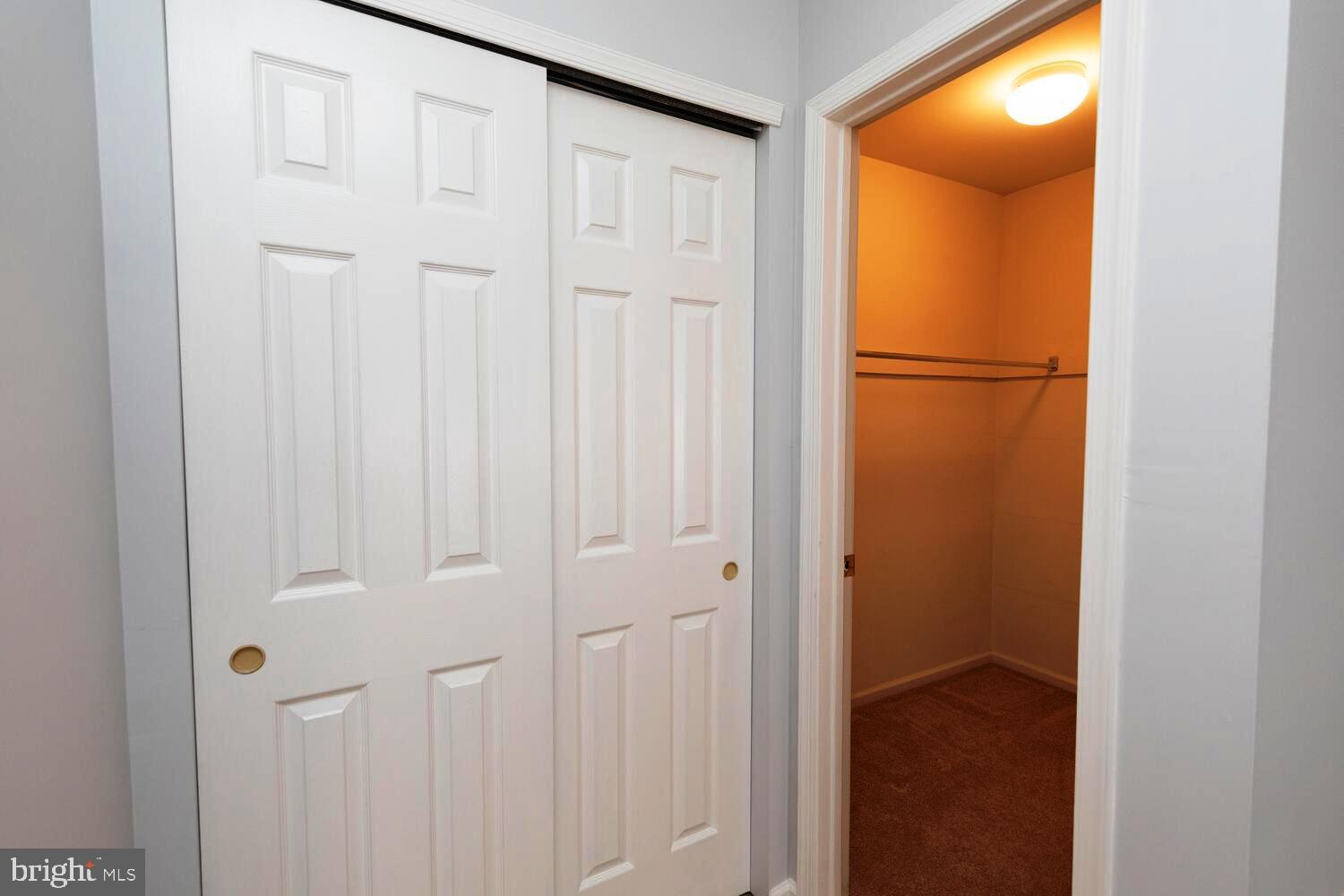 GWYN AYRE - Residential