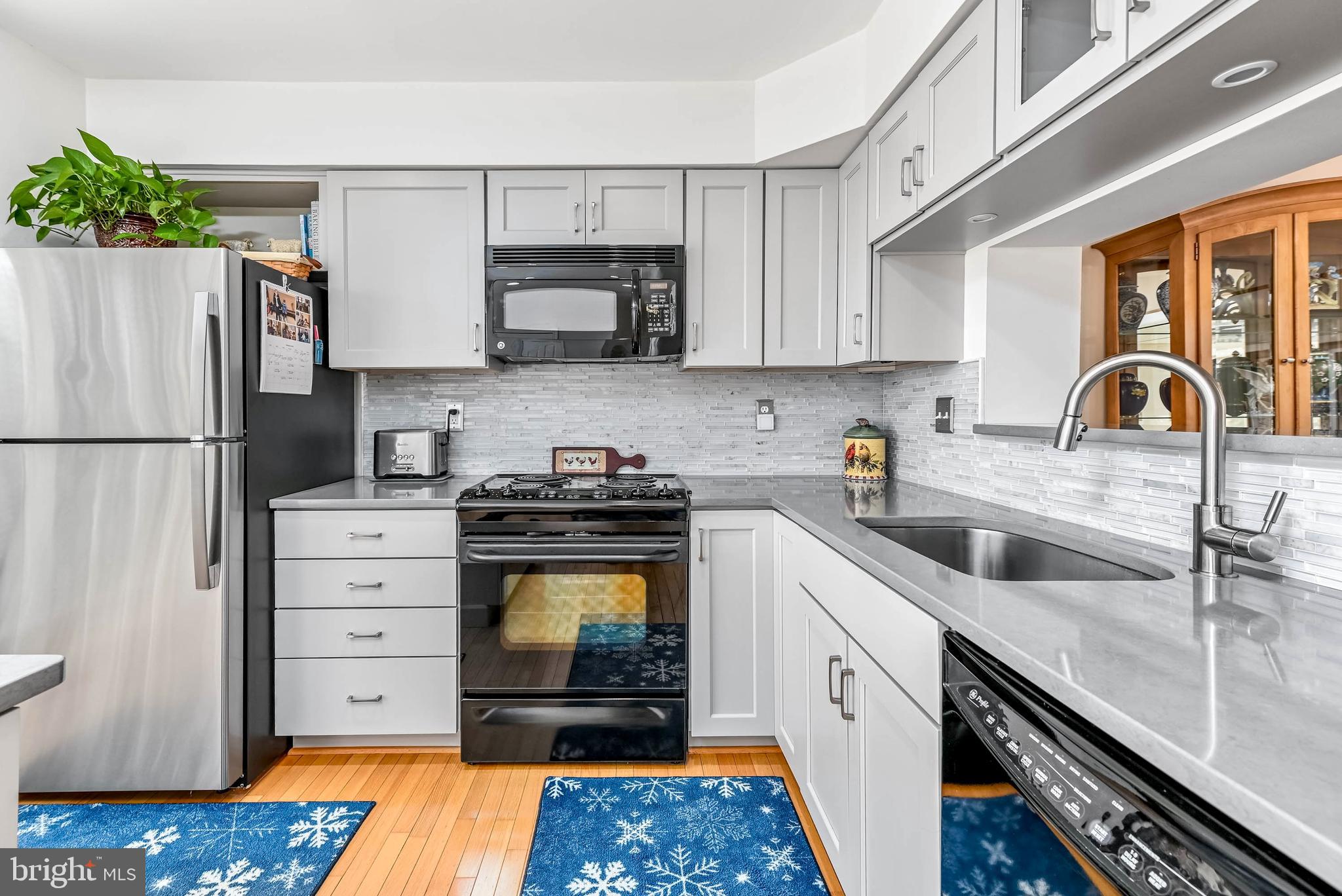 GREENWAY FARM - Residential