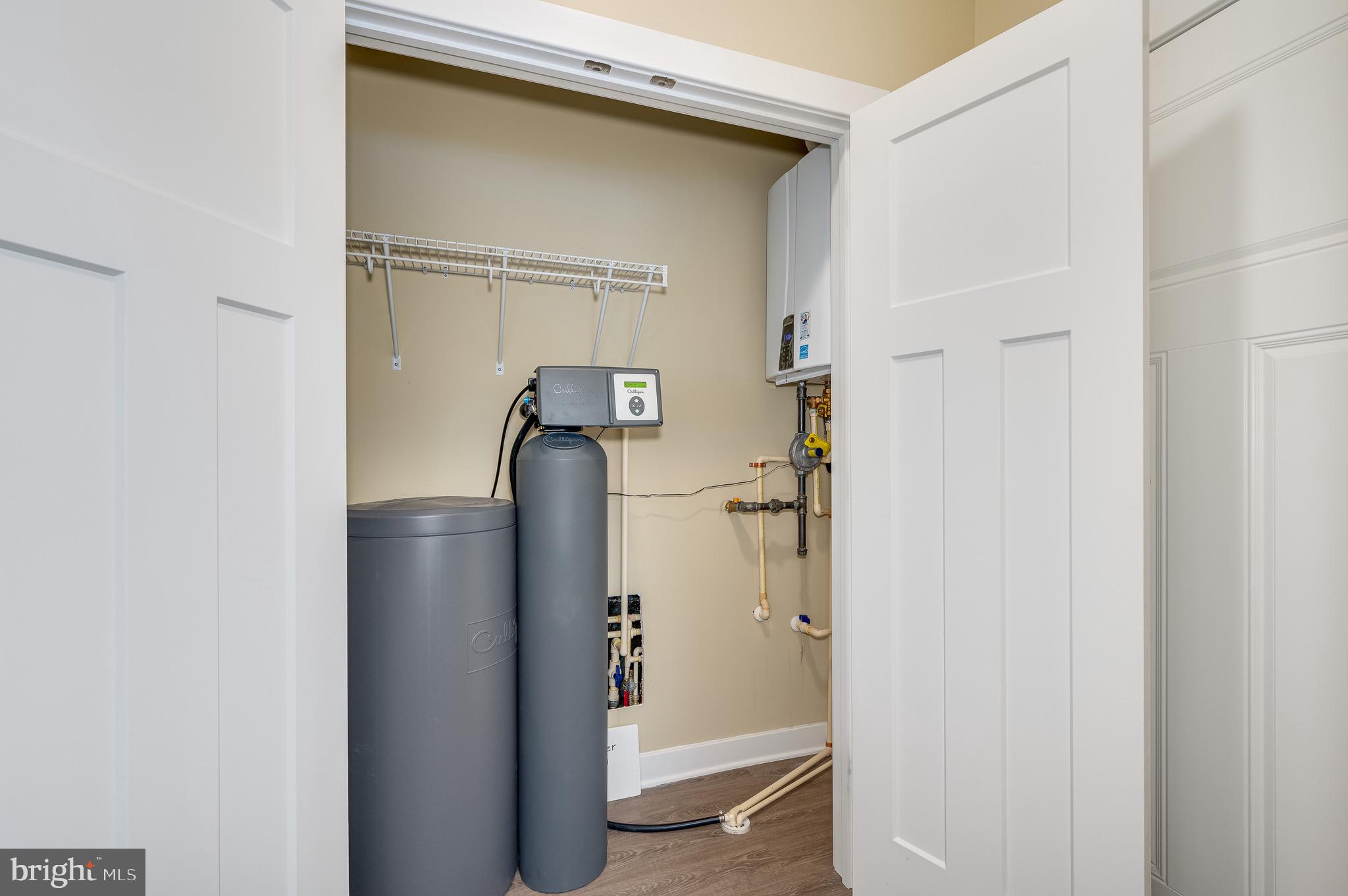 COTTAGE GLEN - Residential