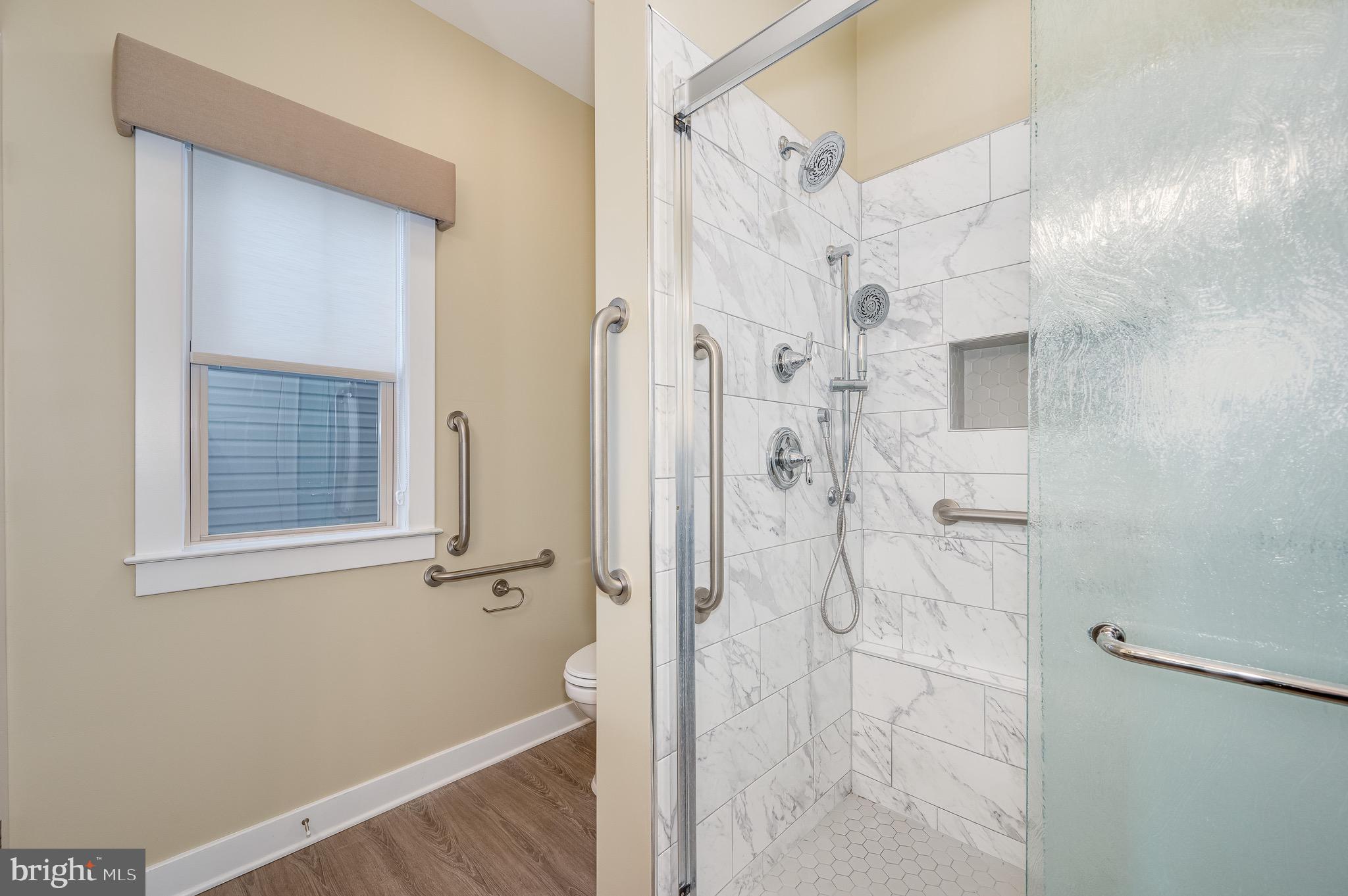 COTTAGE GLEN - Residential