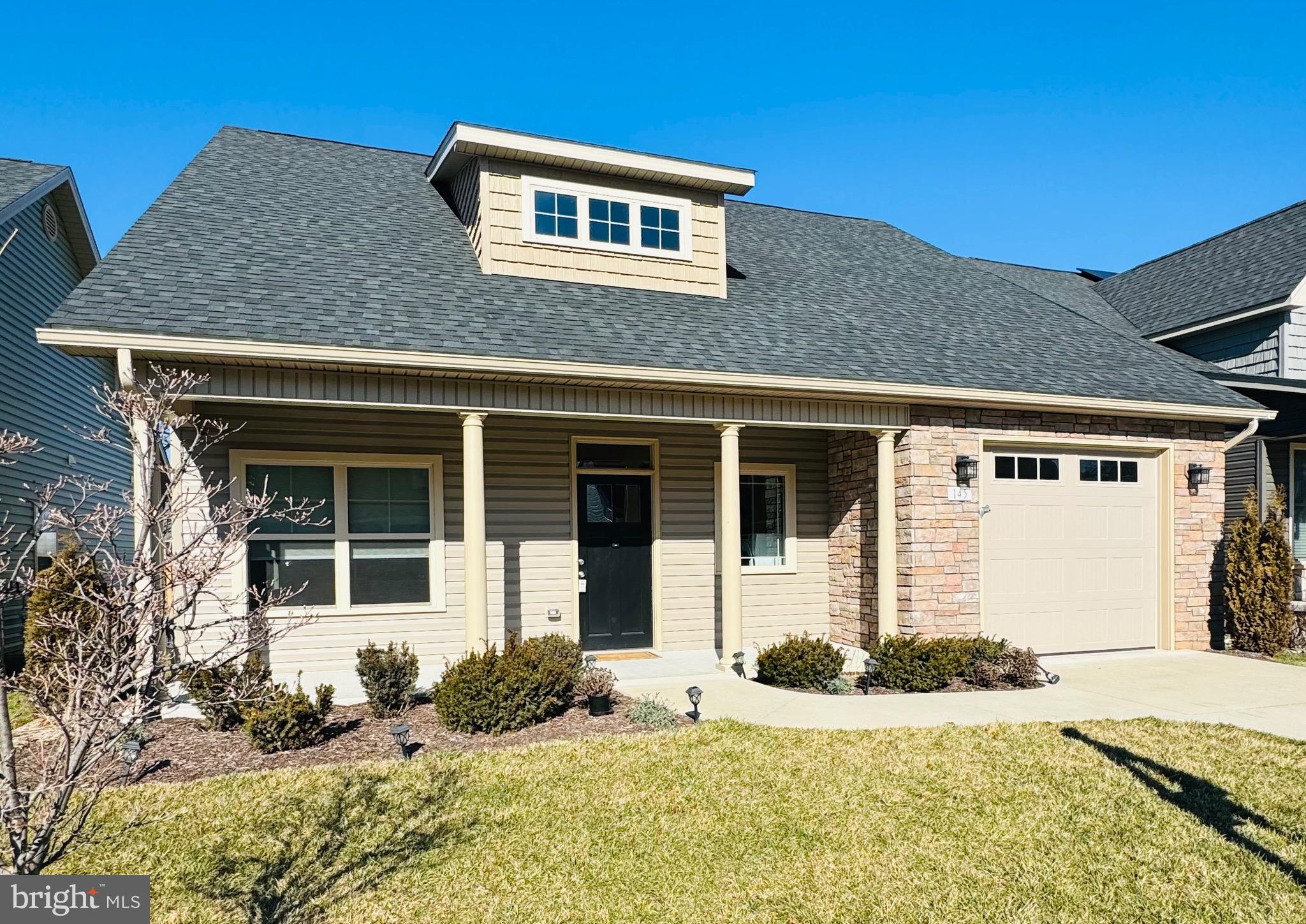 COTTAGE GLEN - Residential