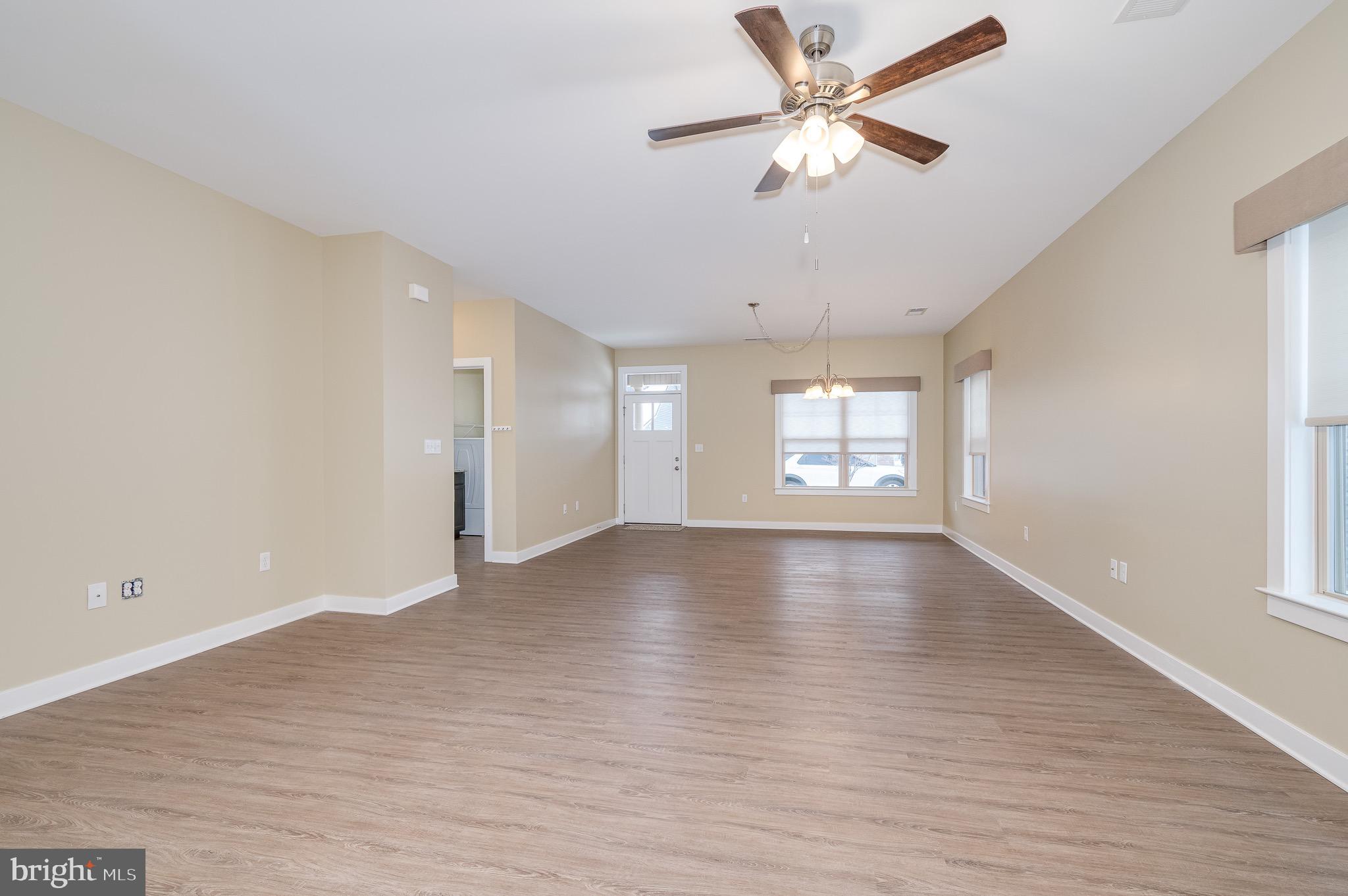 COTTAGE GLEN - Residential