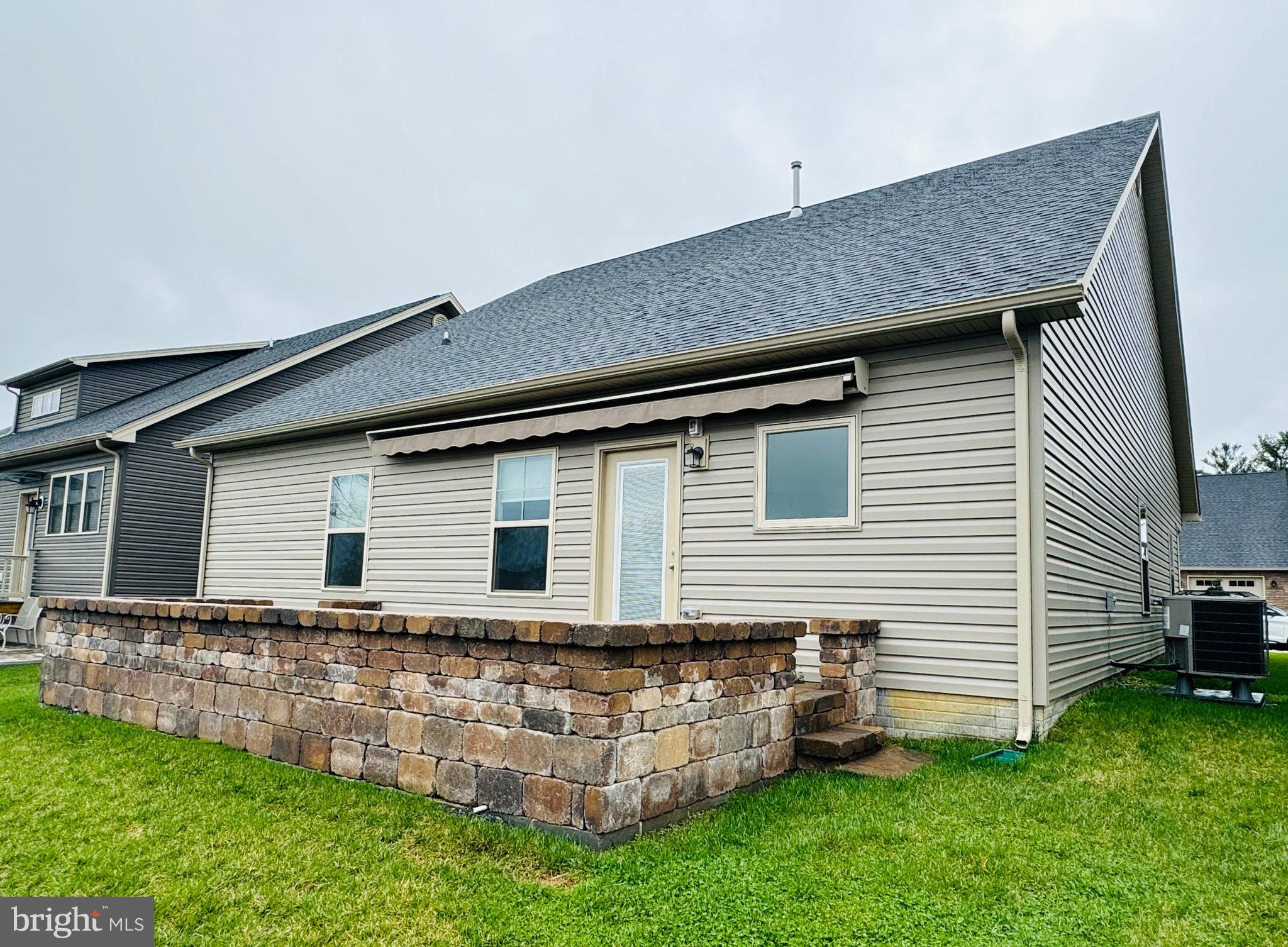 COTTAGE GLEN - Residential