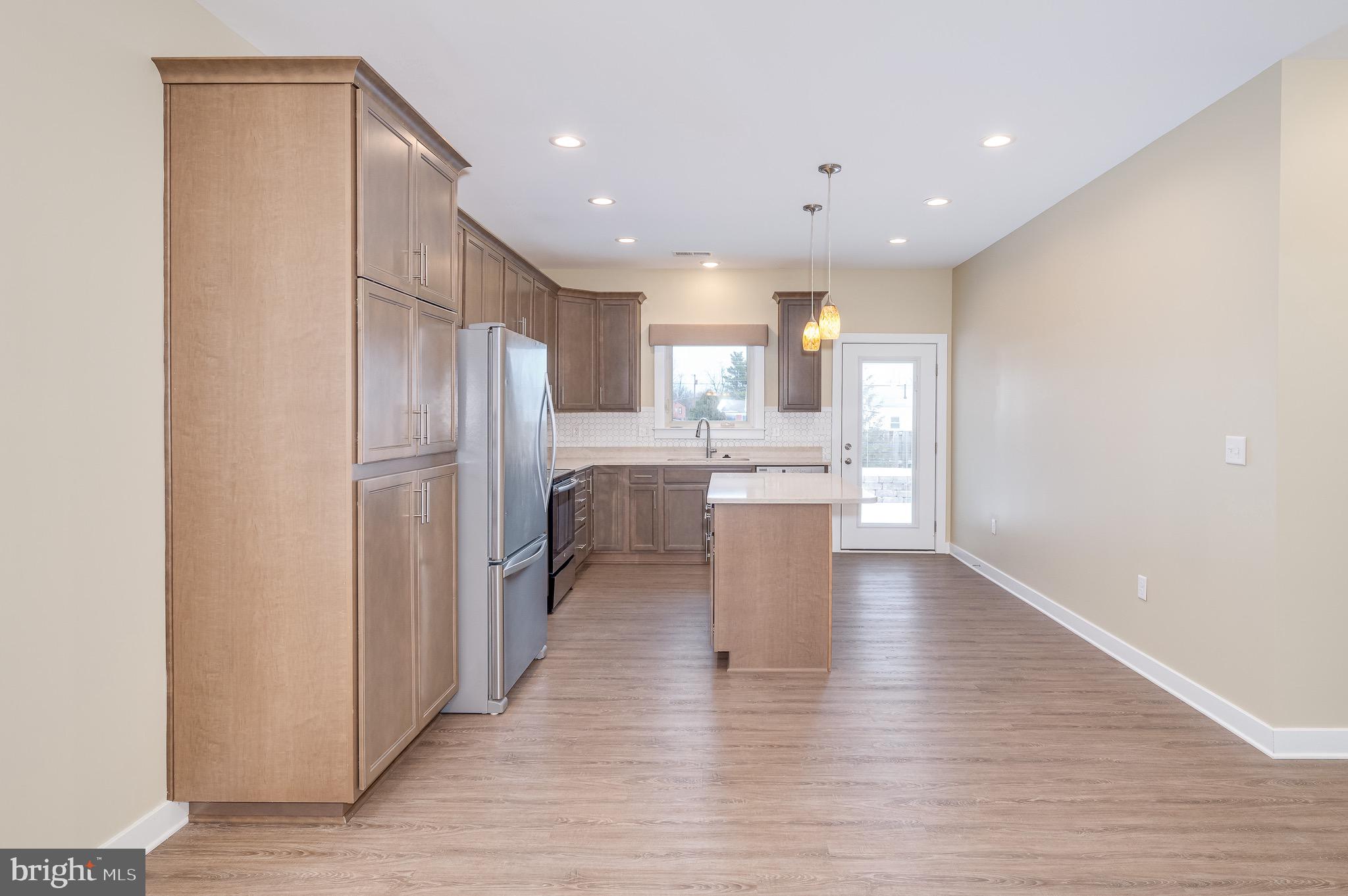 COTTAGE GLEN - Residential