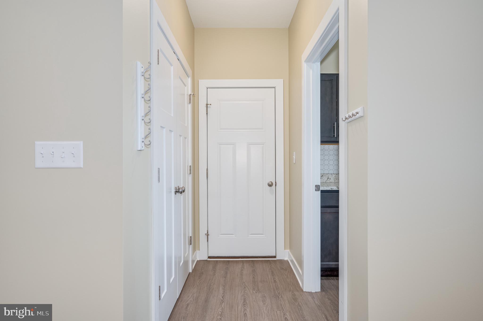 COTTAGE GLEN - Residential