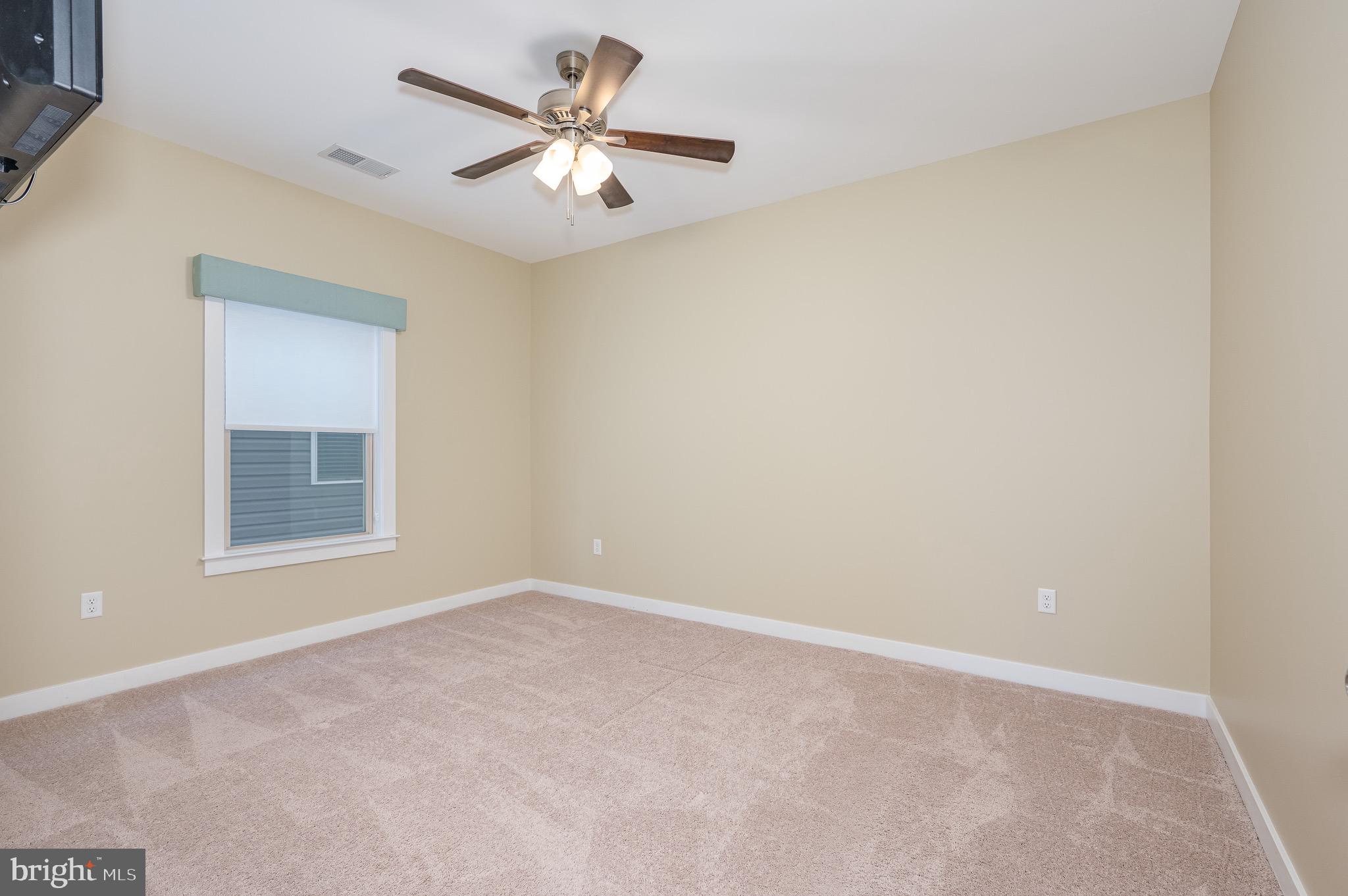 COTTAGE GLEN - Residential