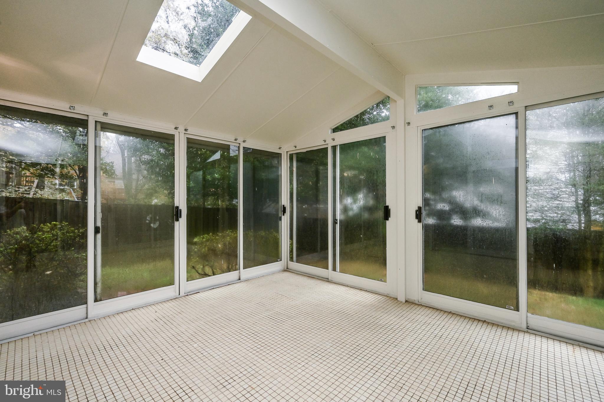 QUEENS GATE - Residential