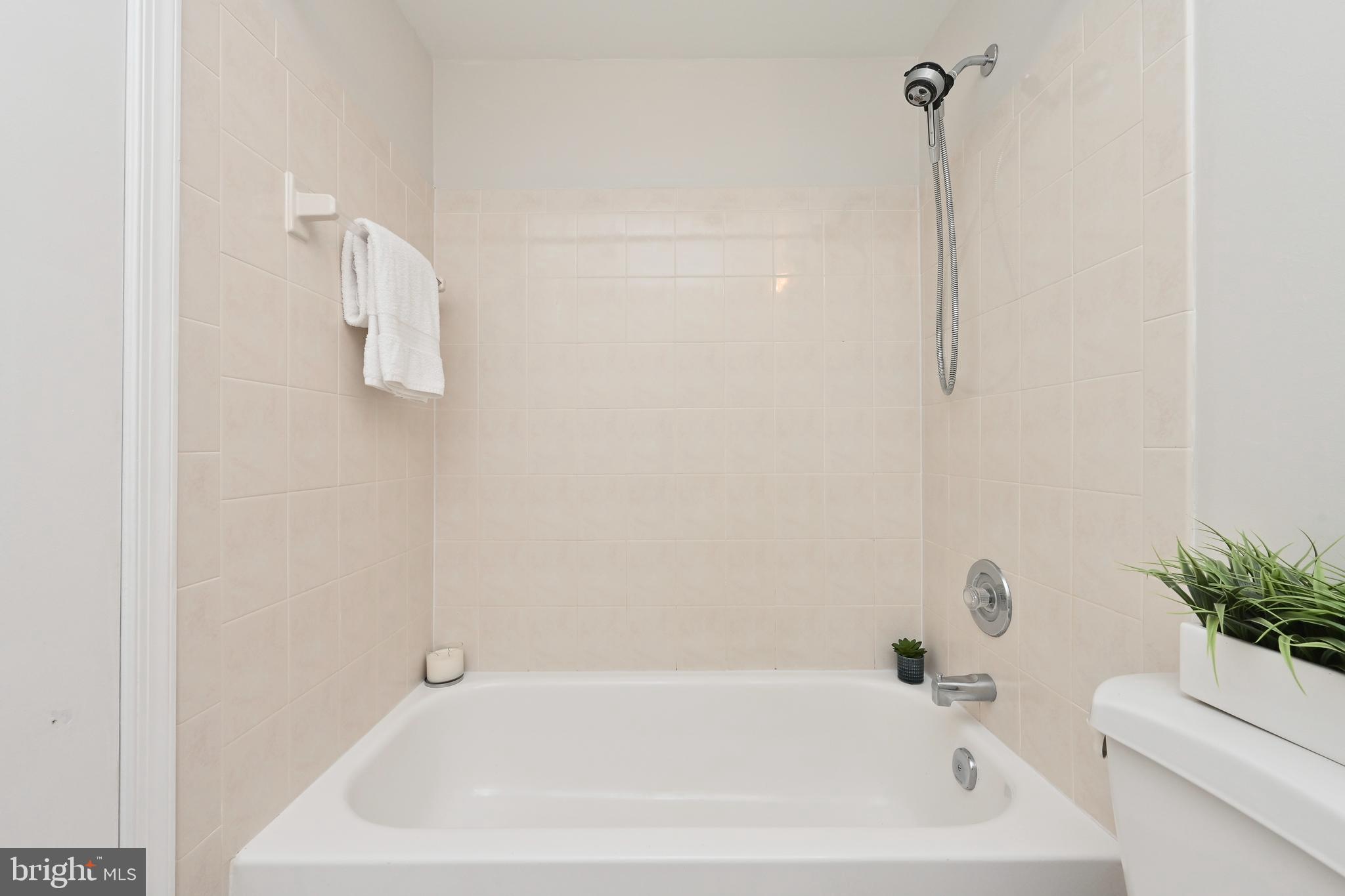 QUEENS GATE - Residential