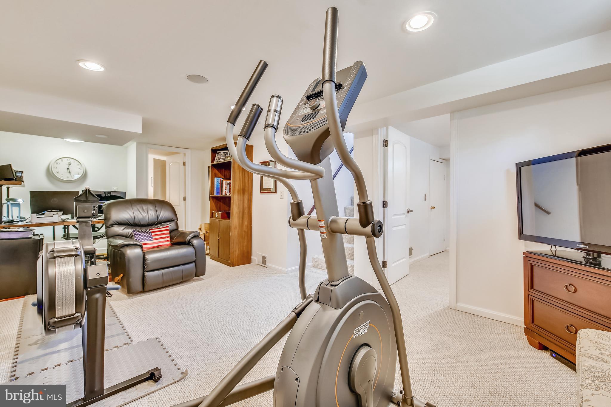 GEORGETOWN VILLAGE - Residential