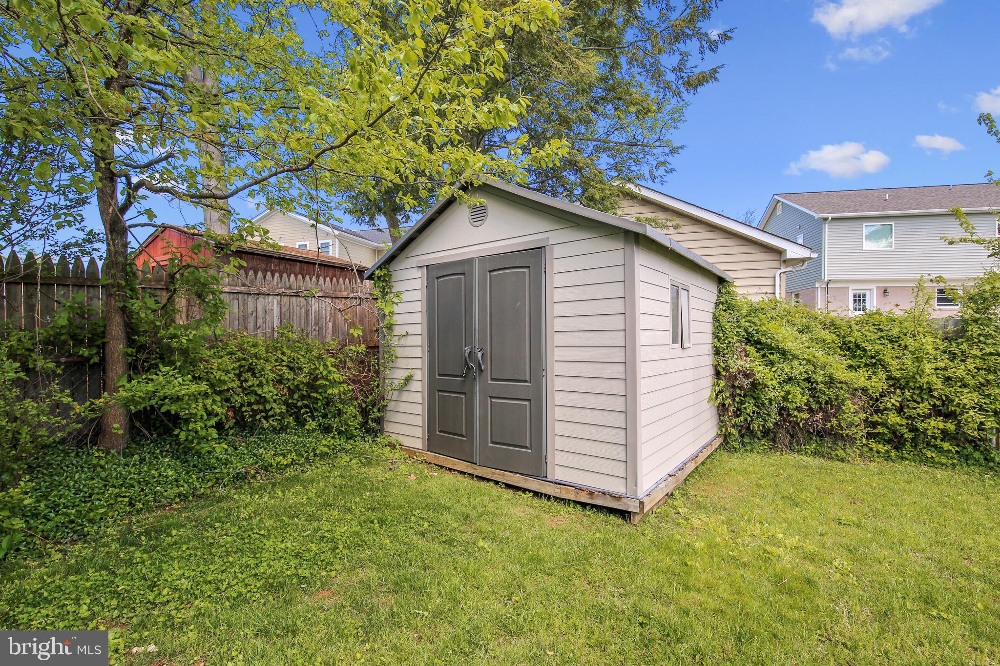 GEORGETOWN VILLAGE - Residential