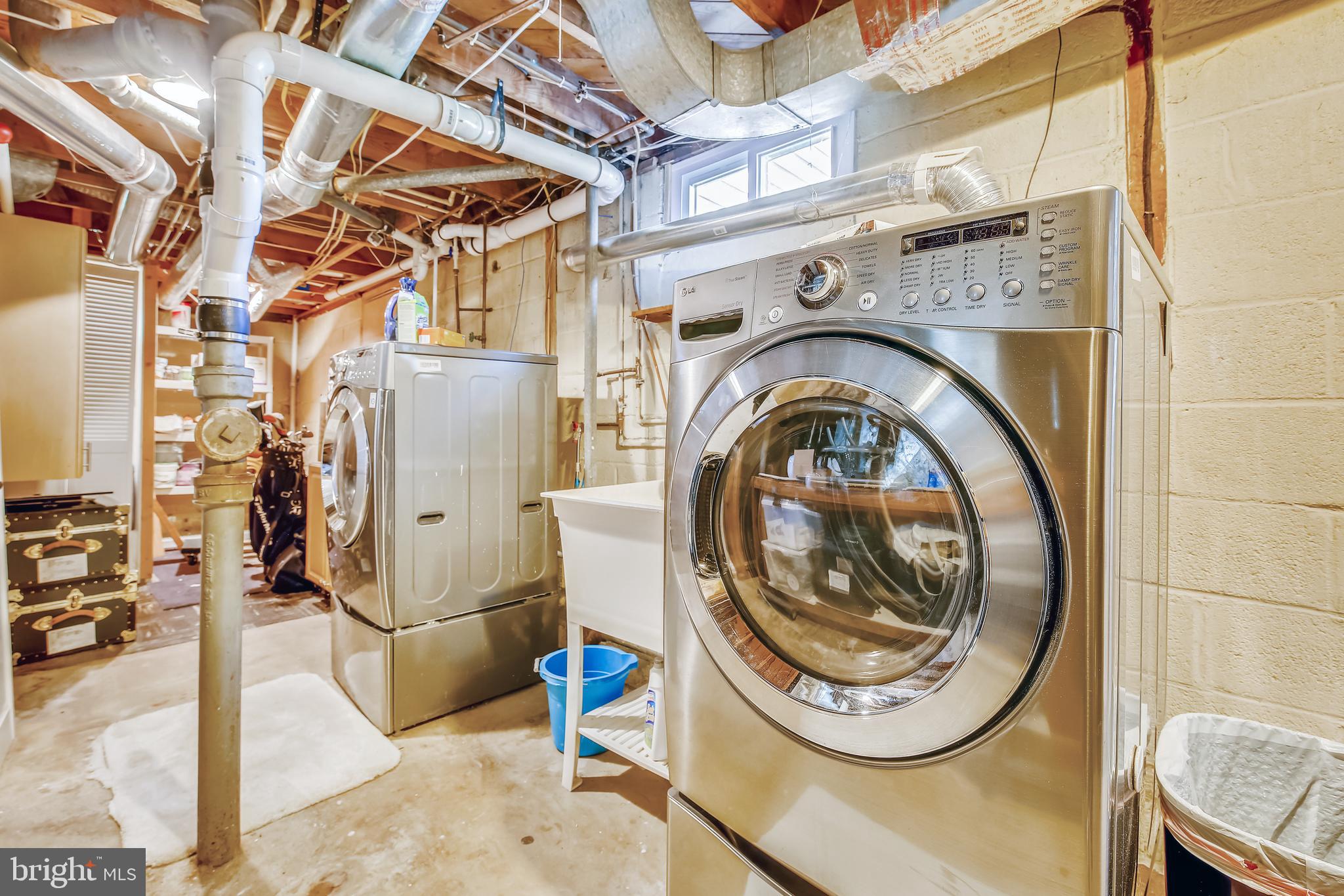 GEORGETOWN VILLAGE - Residential