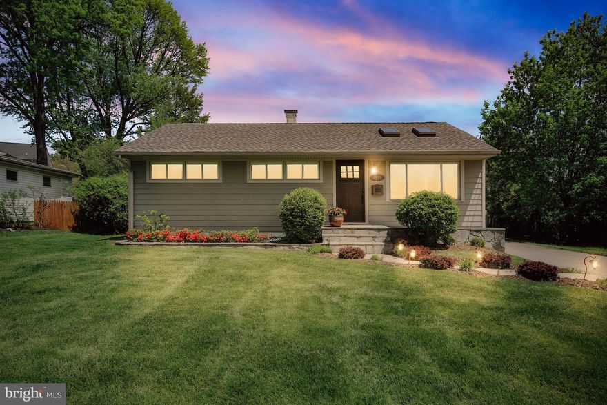 Beautiful Rambler remodeled and expanded in Georgetown Village. This 3 bedroom, 4th bedroom or office in the lower level  has 3 full baths. The updated kitchen has Stainless Steel appliances, granite counters and custom cabinets. The Master Bedroom has a luxurious attached bath room  with separate tile shower and expanded closet. The lower level   has a perfect office/guest suite with full bath. A family room space ,ideal for entertaining friends and extra storage and laundry space too. The back garden is fully fenced and includes a stone patio with fireplace. Take advantage of everything this great location has to offer, easy access to 495, I 270, shopping , dining and transportation. Welcome Home!  DUE TO THE PANDEMIC- WE ARE HAVING TIMED ENTRY BY APPOINTMENT TO MAINTAIN DISTANCE. WE ARE ASKING THAT YOU WEAR GLOVES; DON'T TOUCH SURFACES, AND WEAR MASKS. NO CHILDREN ARE ALLOWED INSIDE; LEAVE THEM ATTENDED IN THE CAR. THANKS FOR RESPECTING EVERYONE. THE SELLER WILL LEAVE LIGHTS ON AND CLOSET DOORS OPEN!