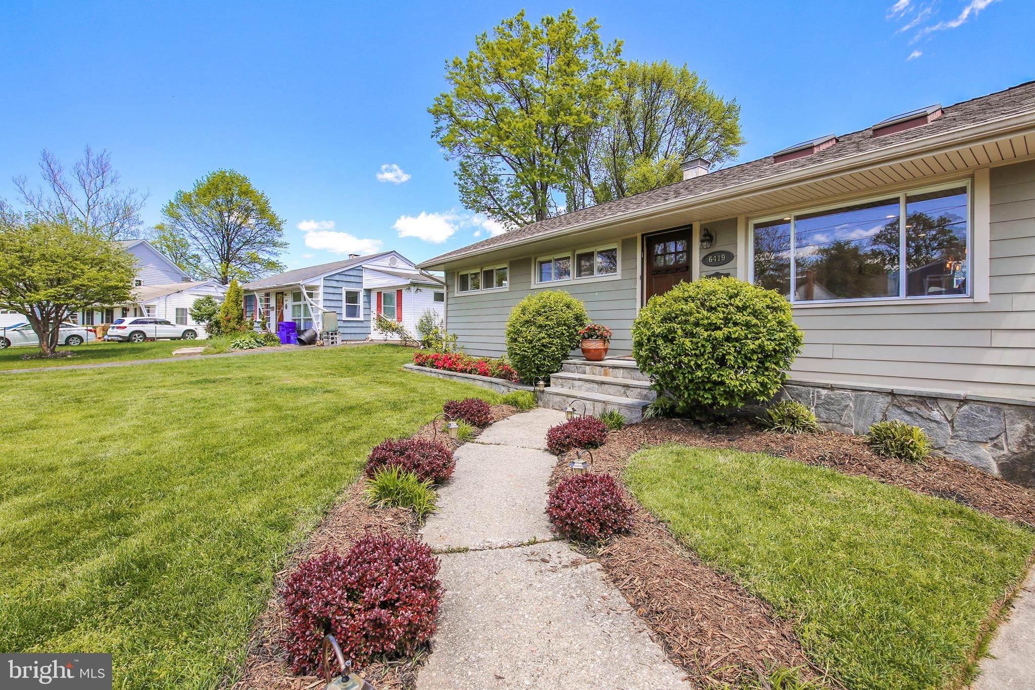 GEORGETOWN VILLAGE - Residential