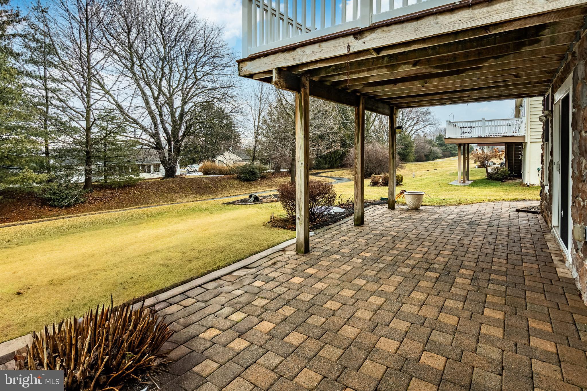 KNOB HILL FARMS - Residential