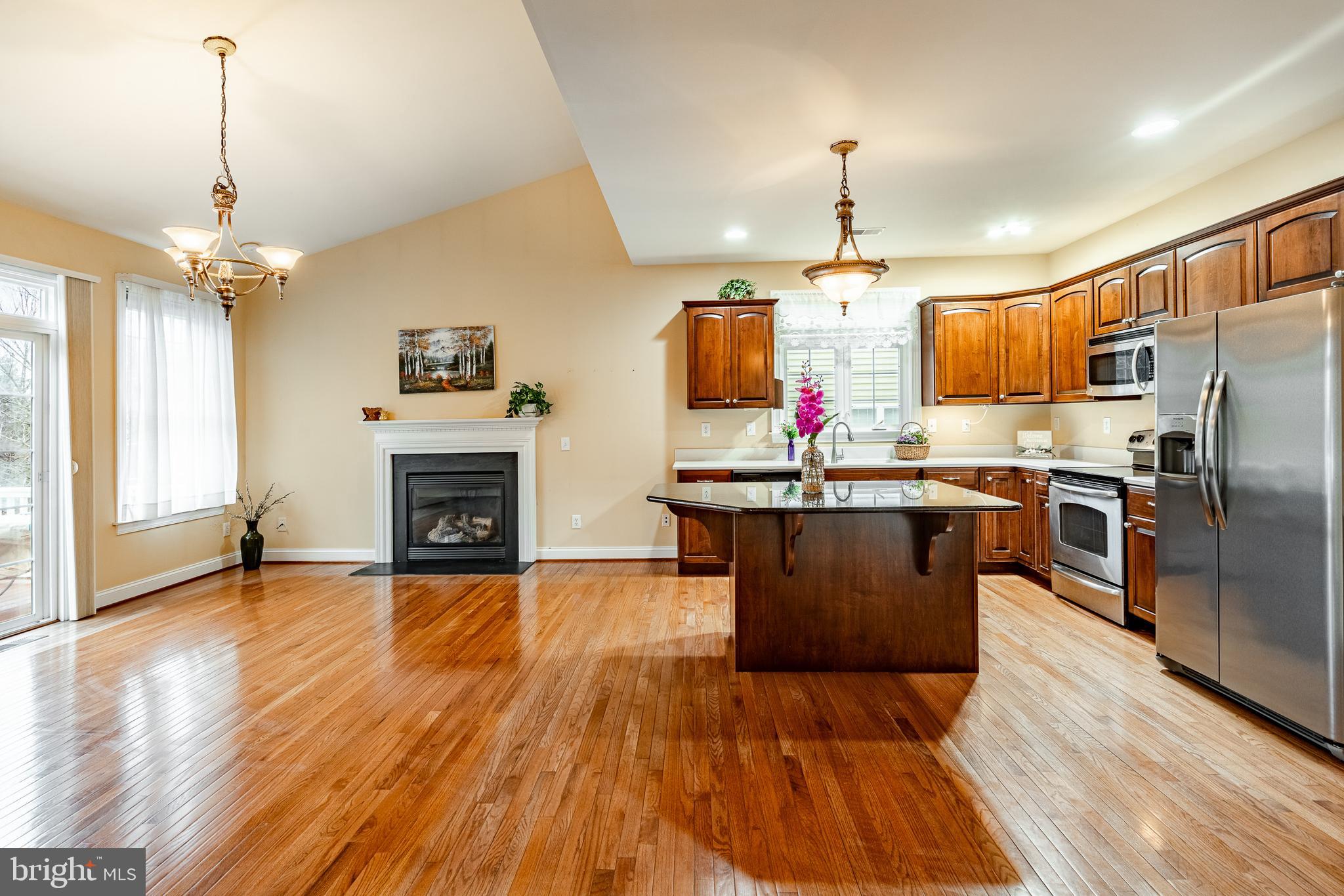 KNOB HILL FARMS - Residential