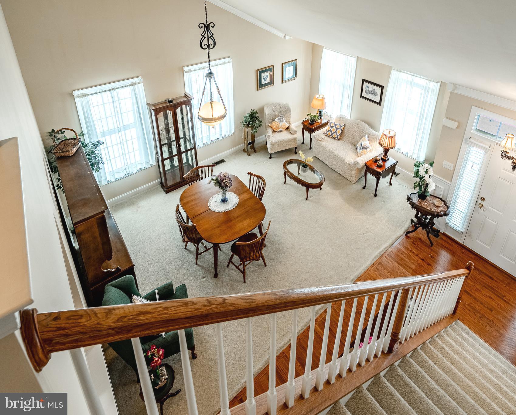 KNOB HILL FARMS - Residential