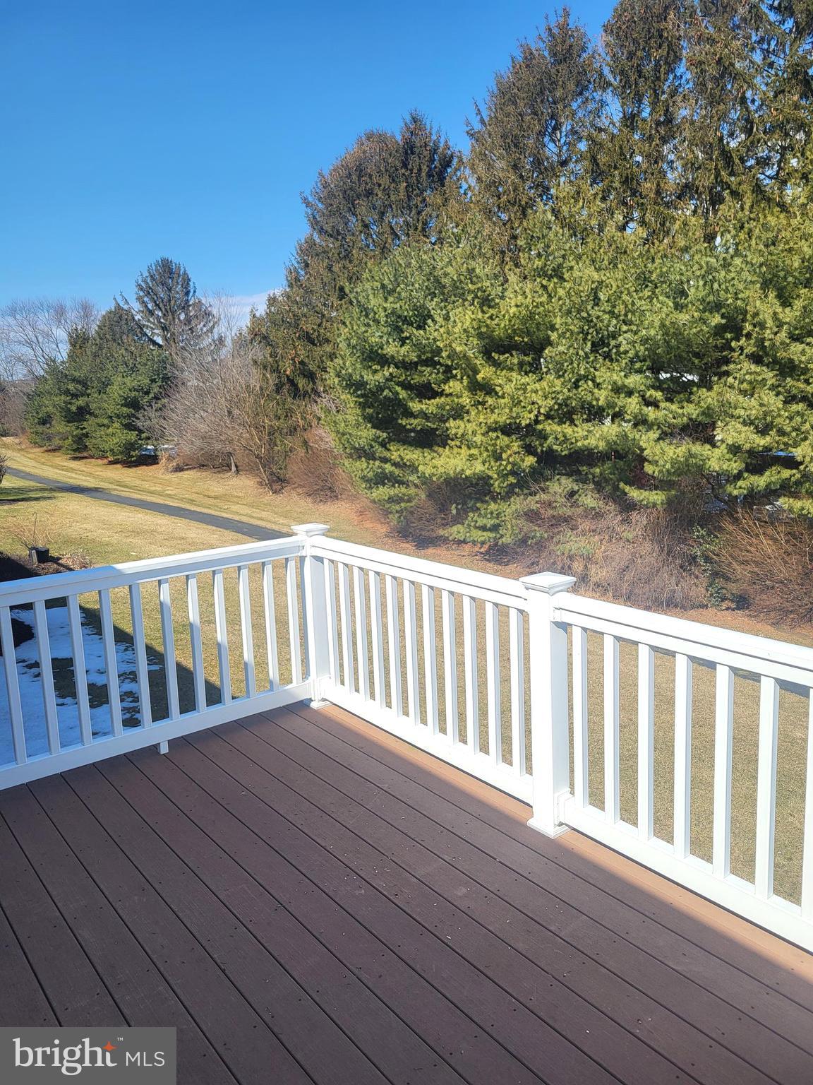 KNOB HILL FARMS - Residential