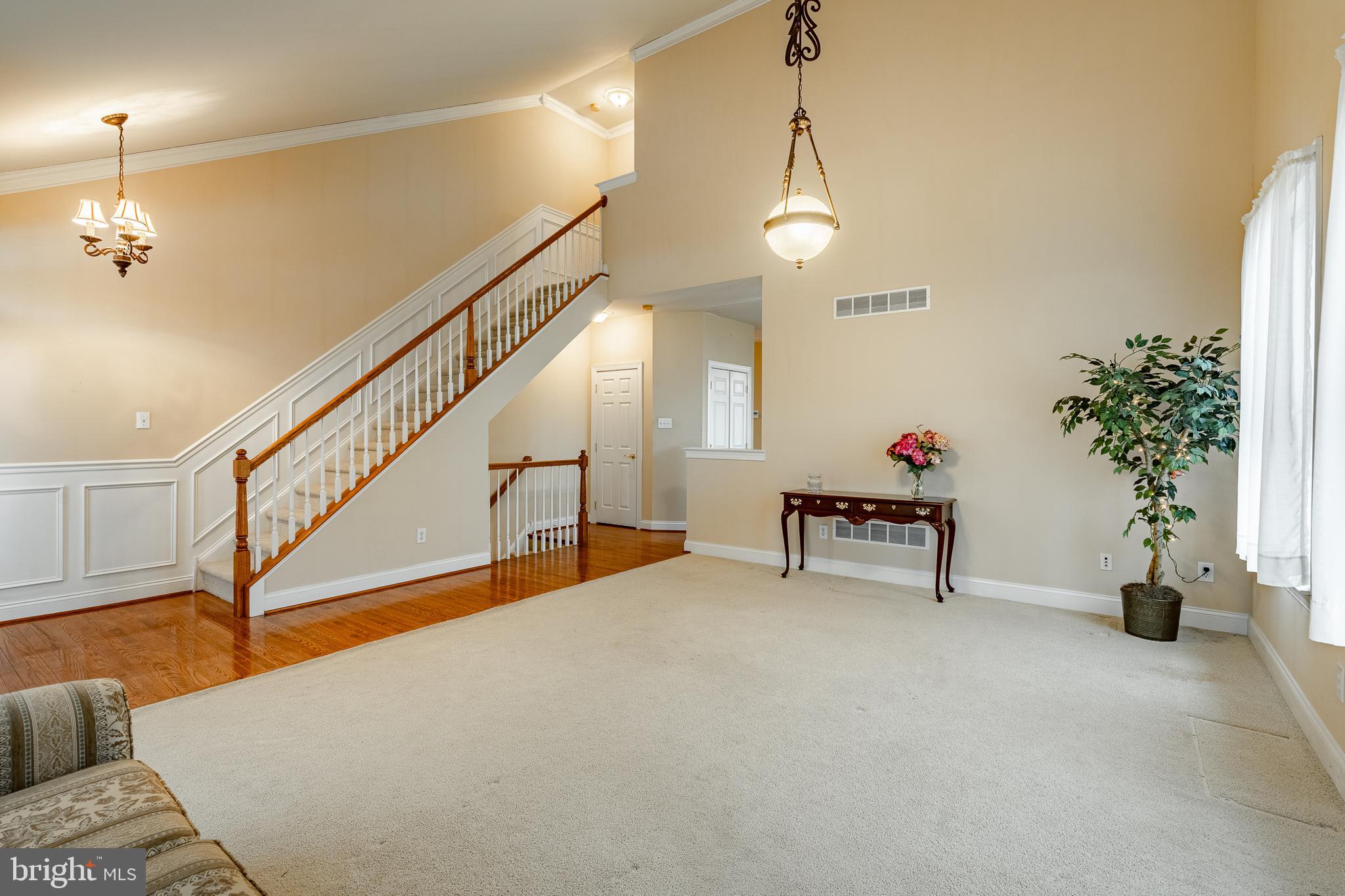 KNOB HILL FARMS - Residential