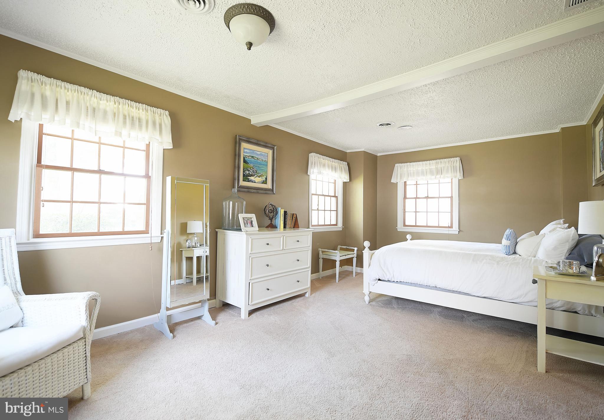 LONG BAR HARBOR - Residential