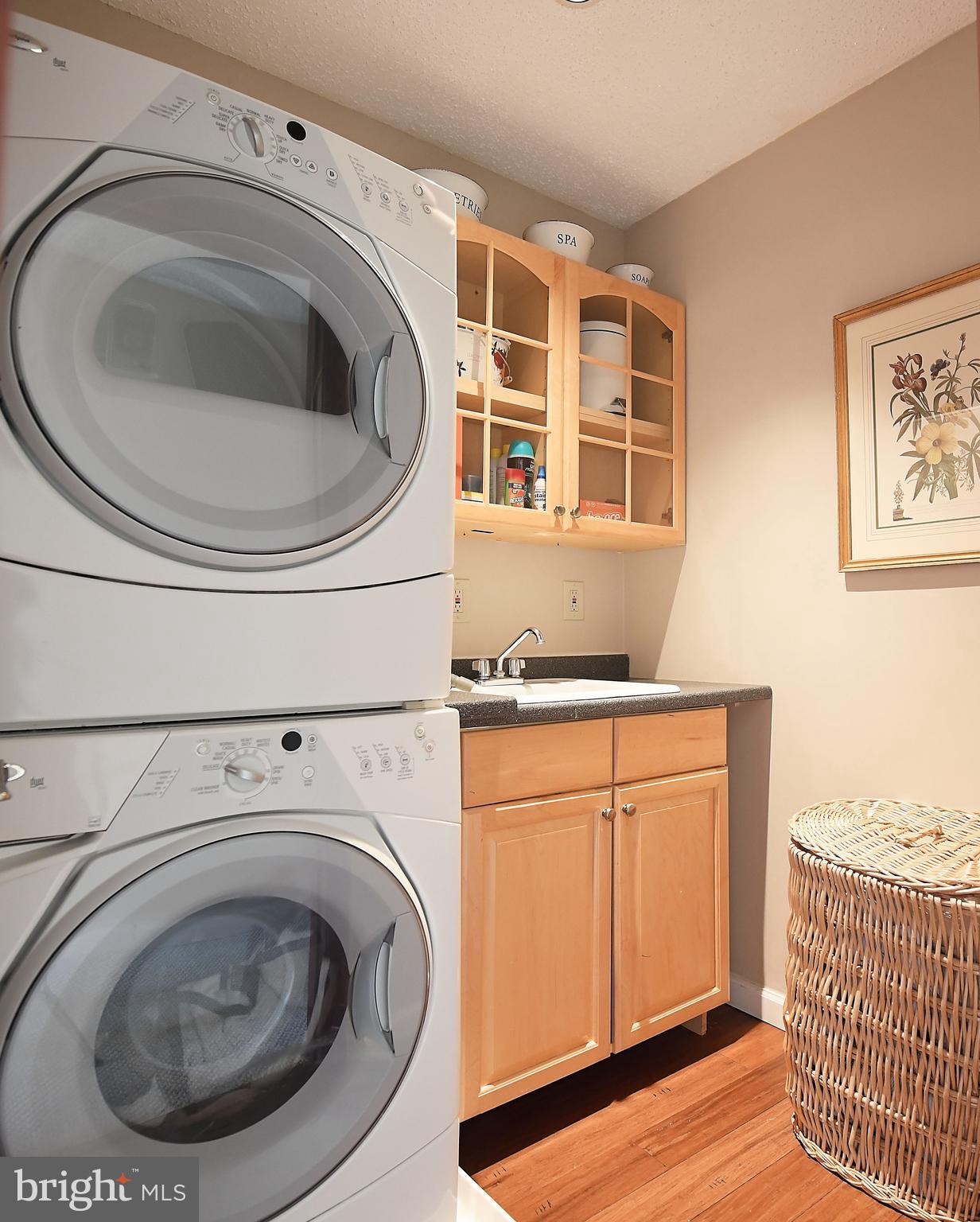 LONG BAR HARBOR - Residential