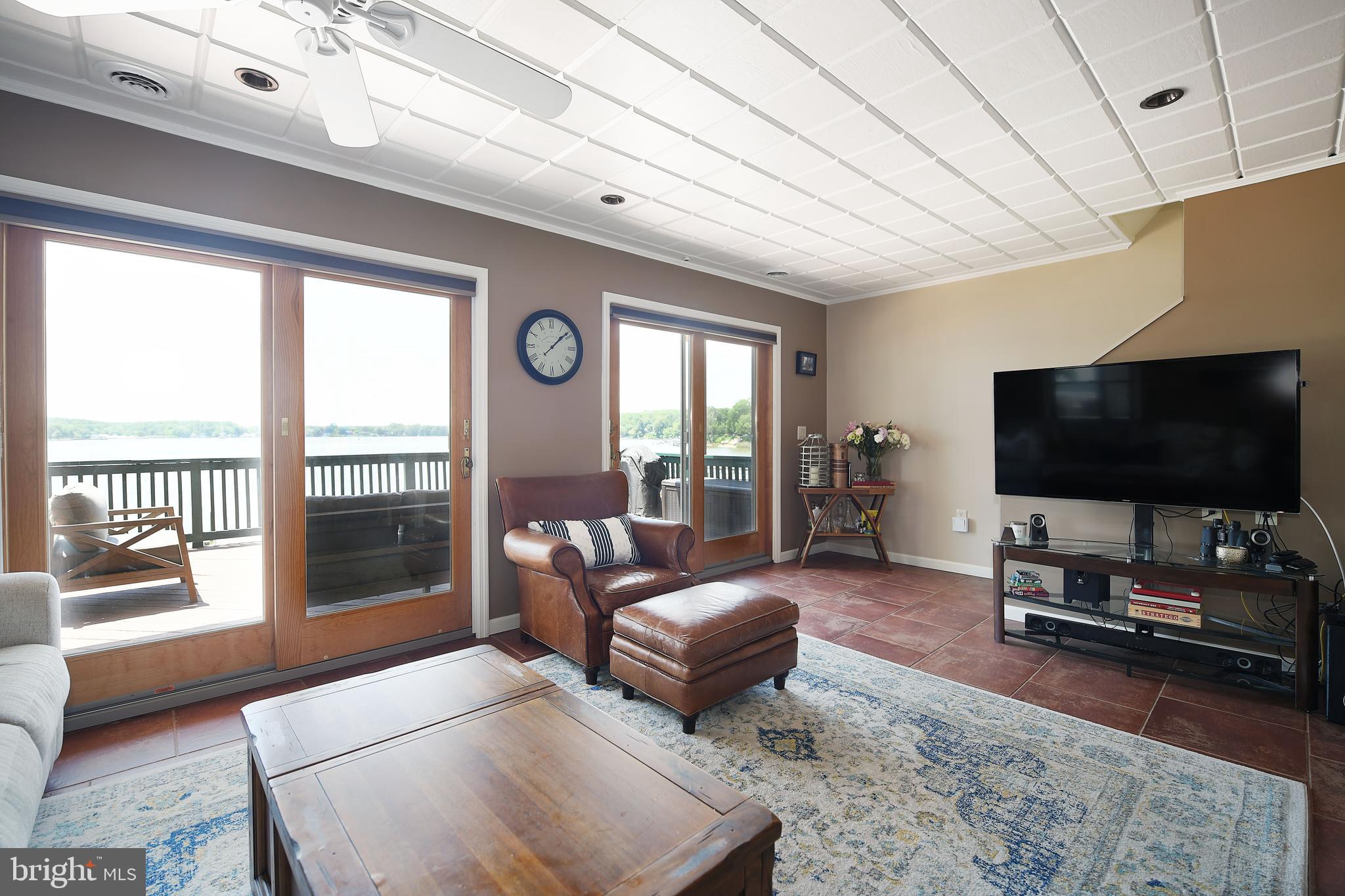 LONG BAR HARBOR - Residential