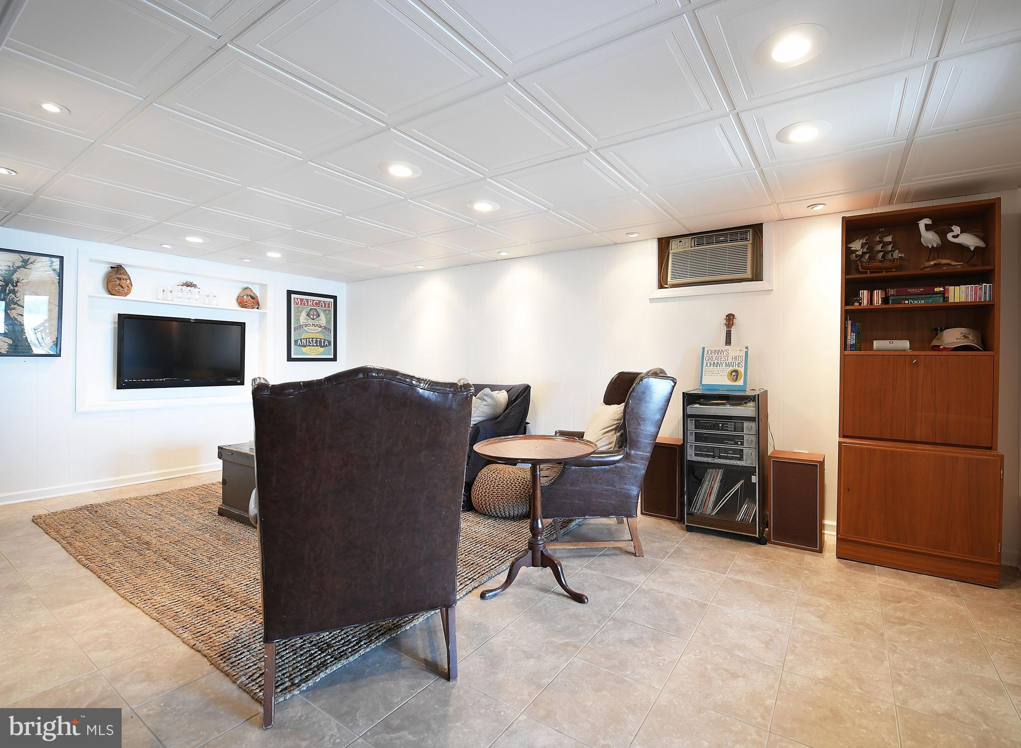 LONG BAR HARBOR - Residential