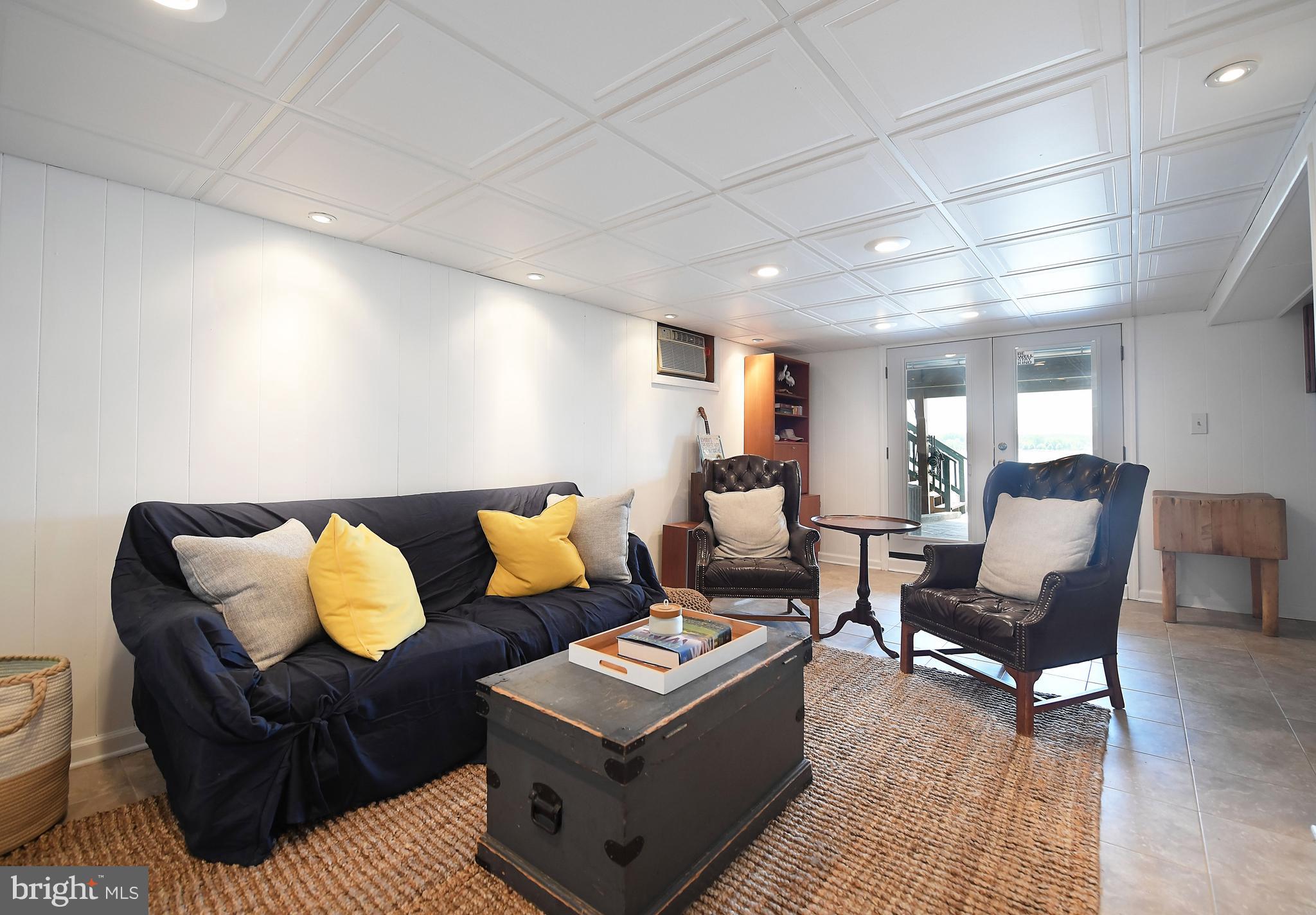 LONG BAR HARBOR - Residential