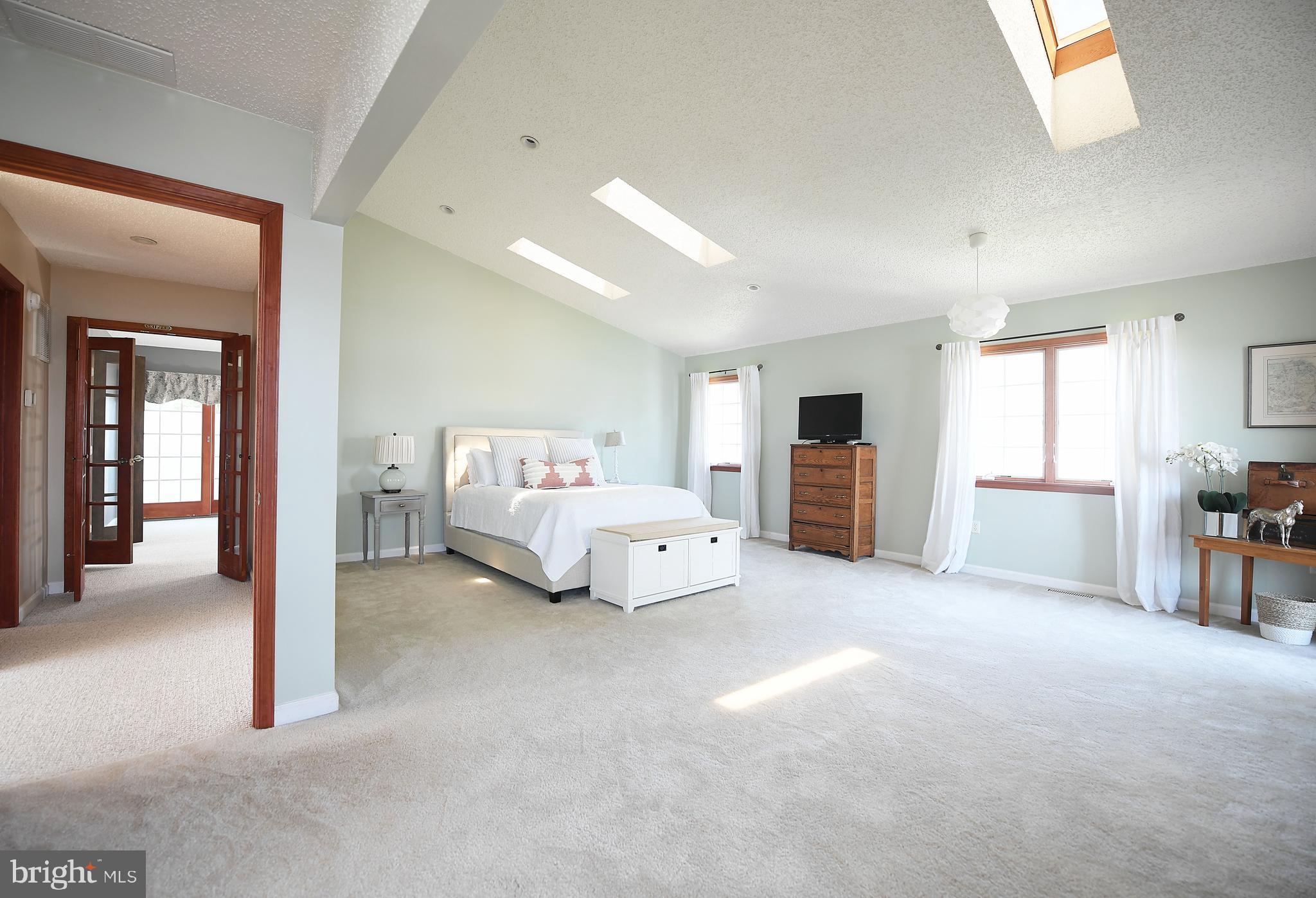 LONG BAR HARBOR - Residential