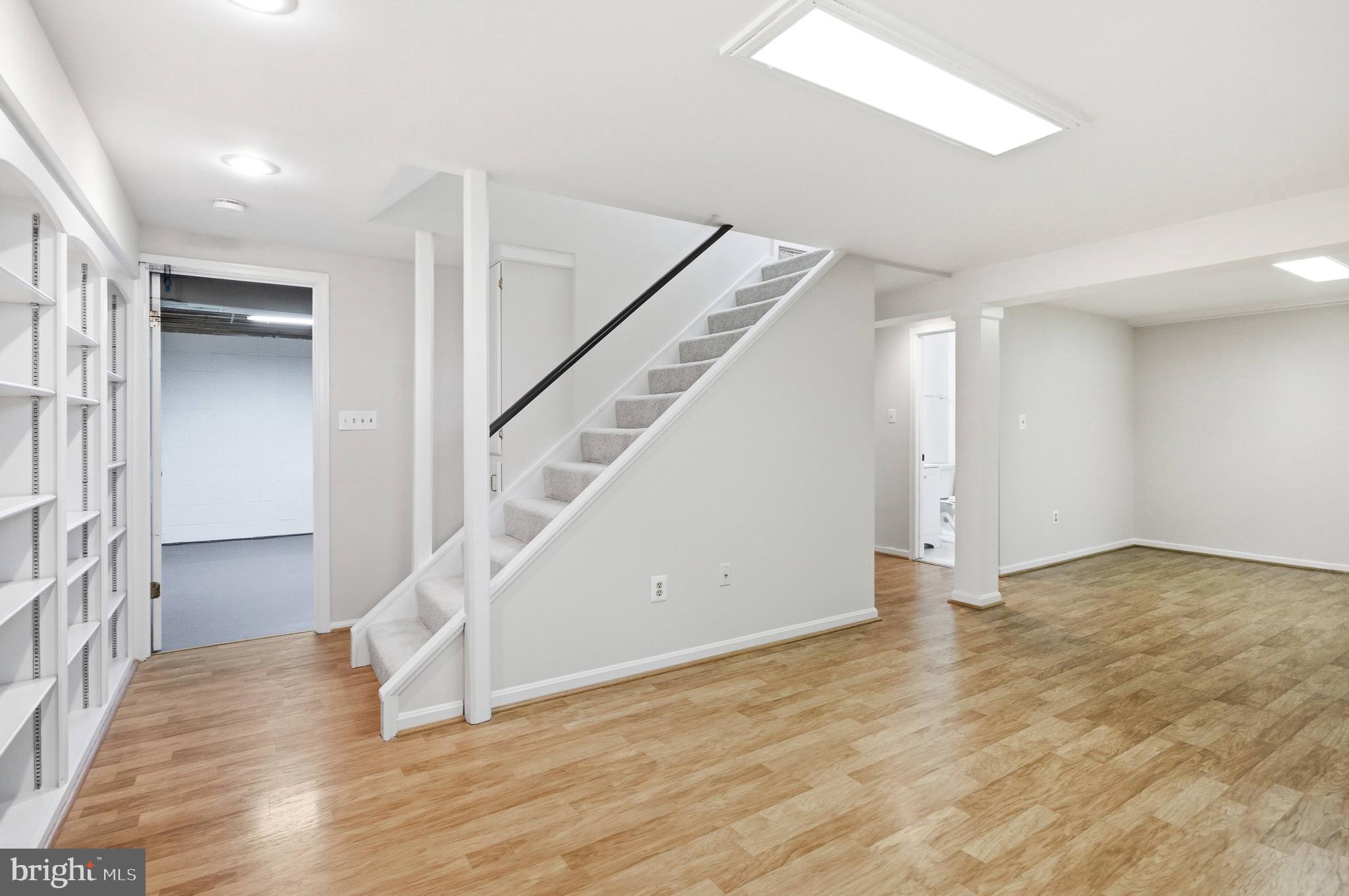 ROLLING VALLEY WEST - Residential