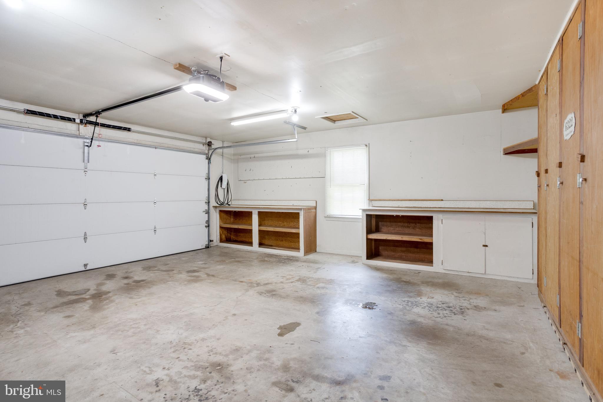 ROLLING VALLEY WEST - Residential