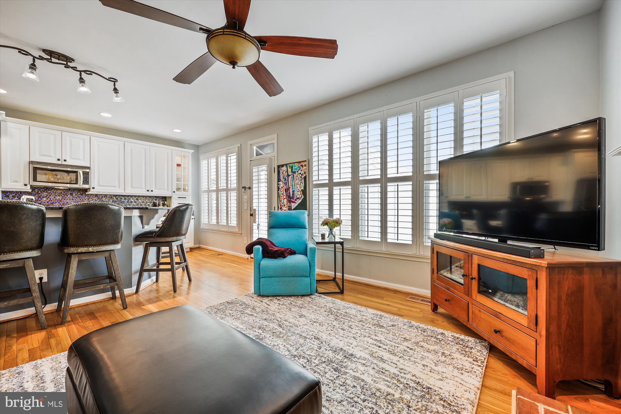 KENTLANDS - Residential