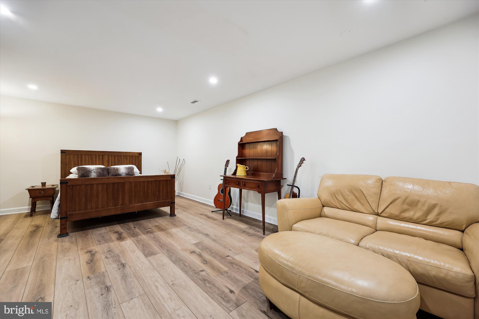 KENTLANDS - Residential