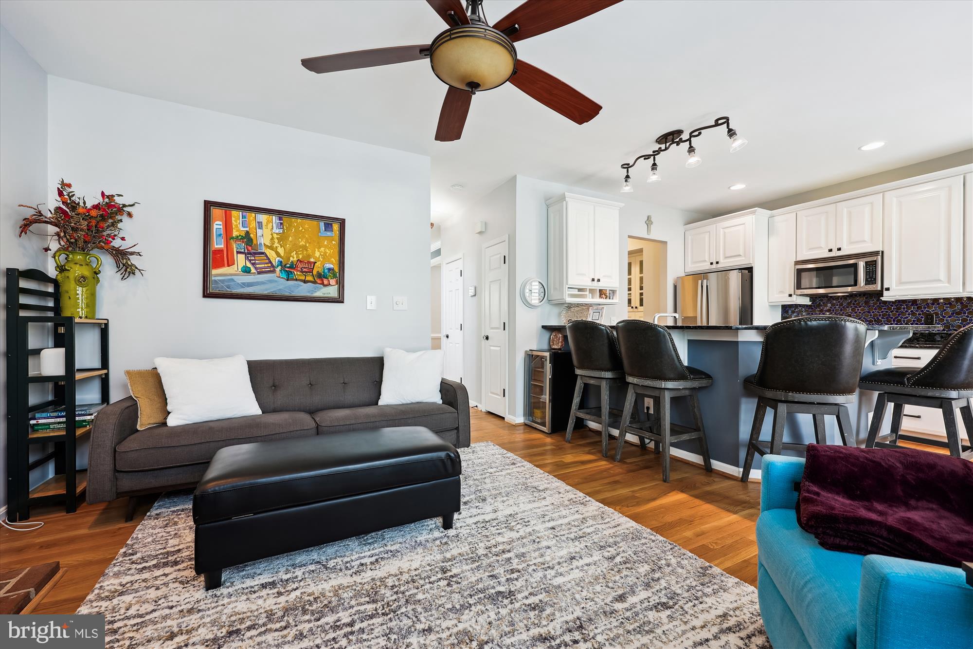 KENTLANDS - Residential