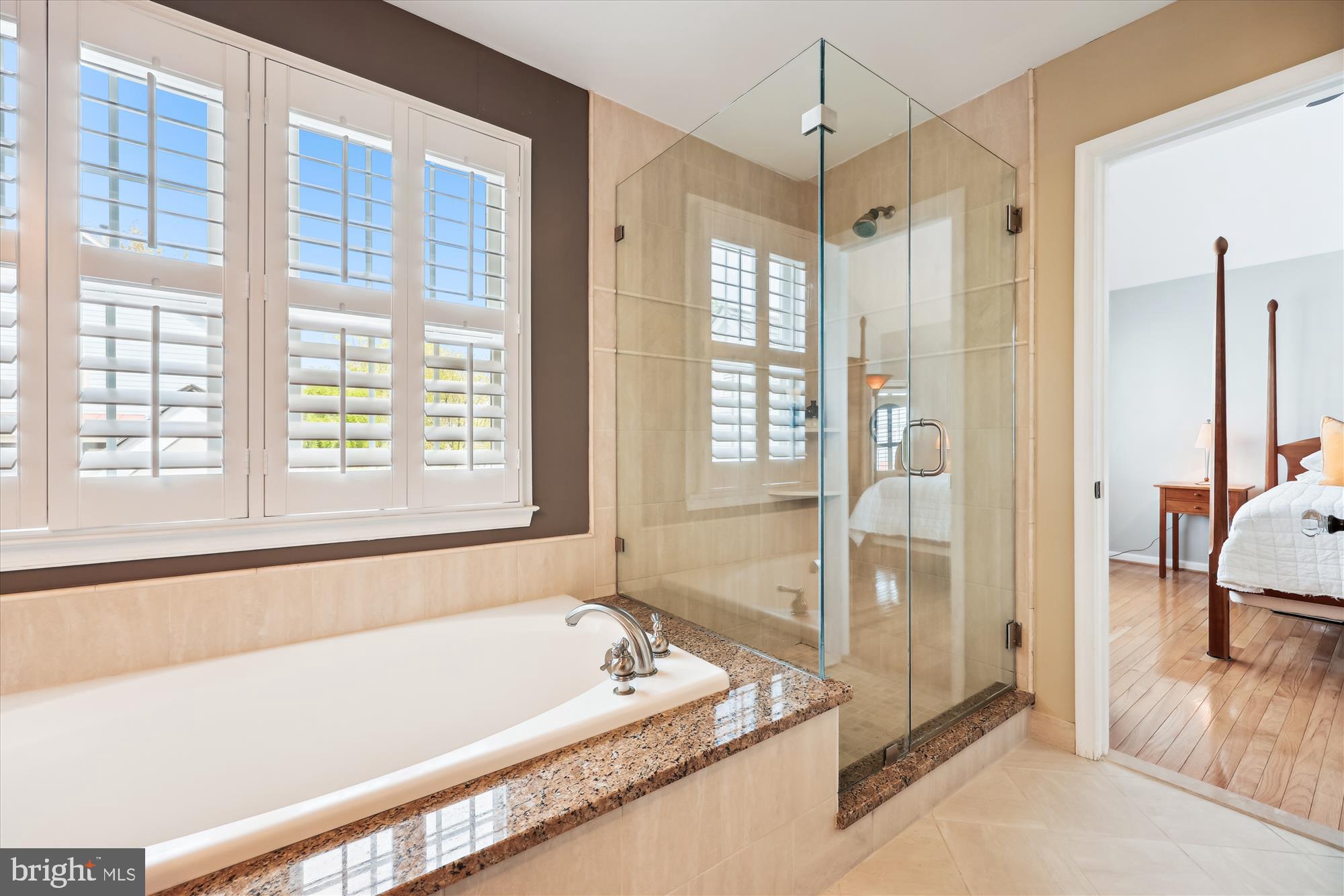 KENTLANDS - Residential